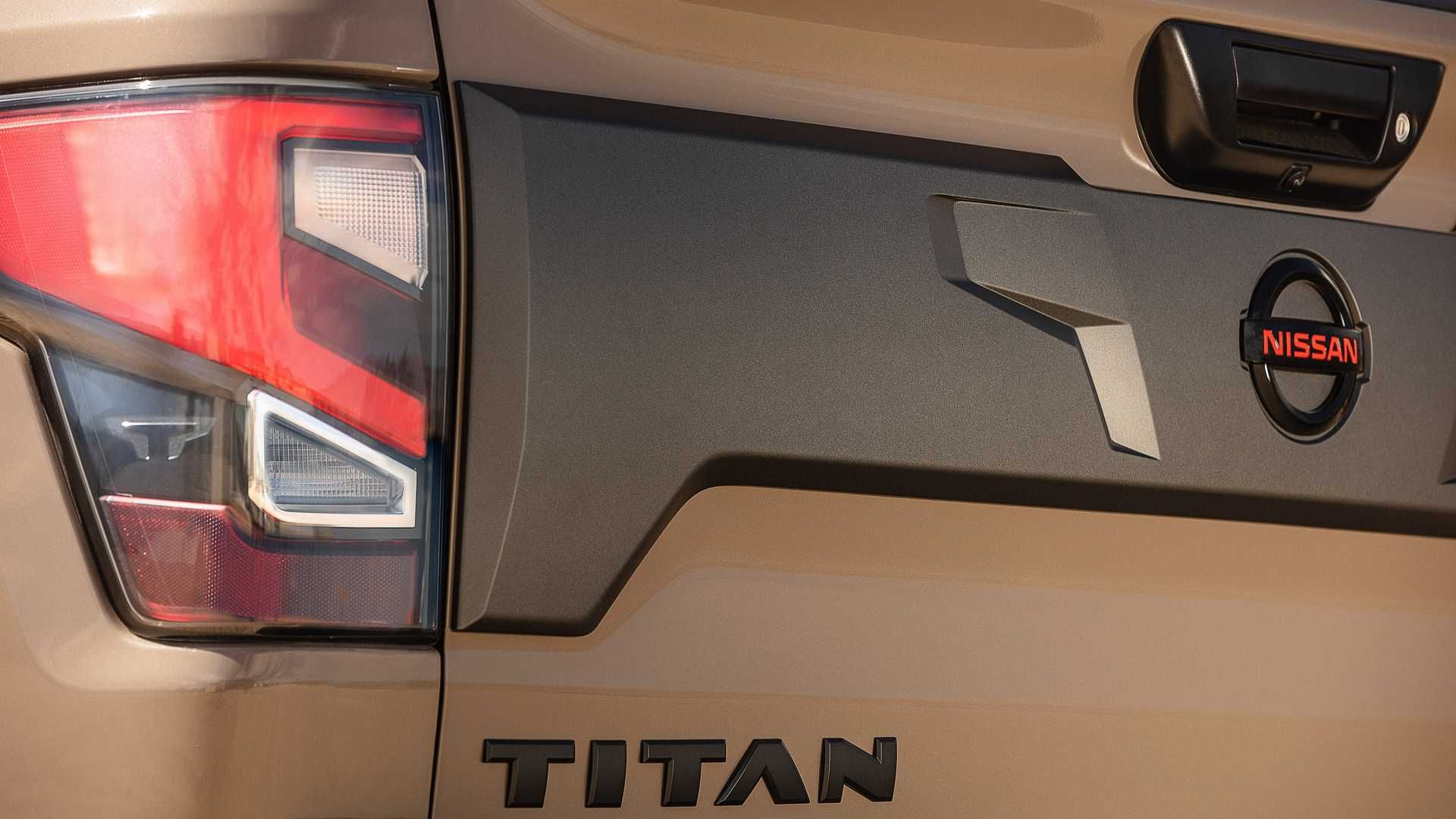 2020 Nissan Titan / وانت پیکاپ نیسان تایتان