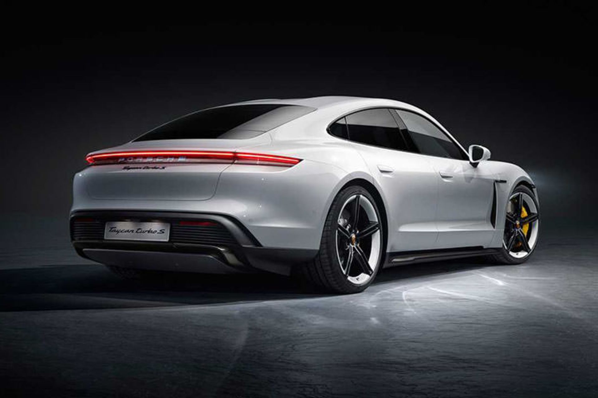 Porsche Taycan / پورشه تایکان