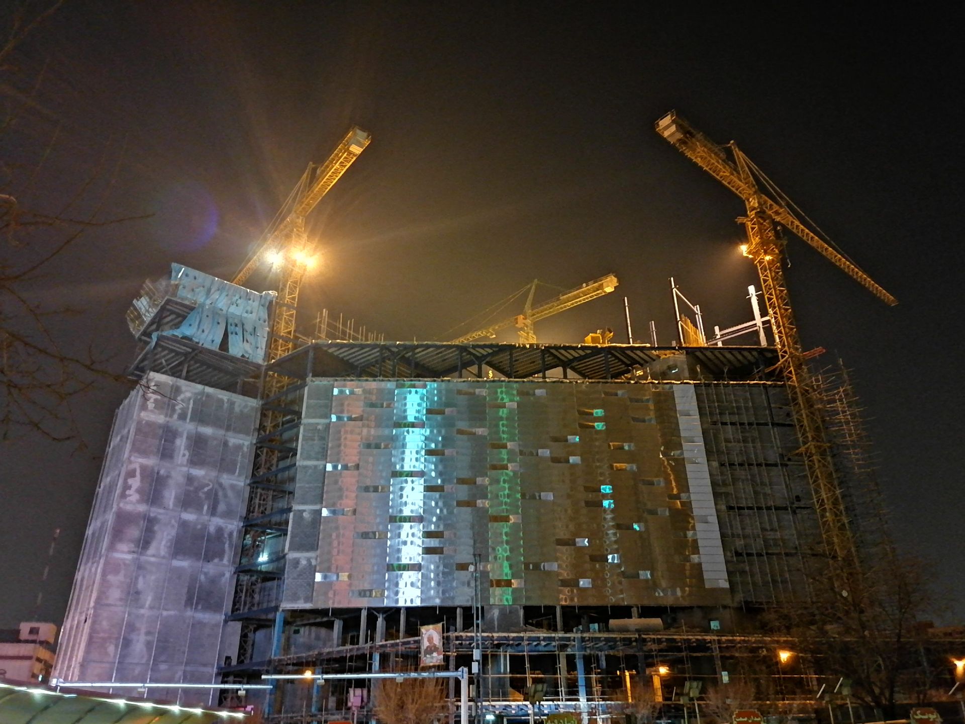 نمونه تصویر شب گرفته شده با دوربین اصلی آنر ۹ ایکس - حالت Night