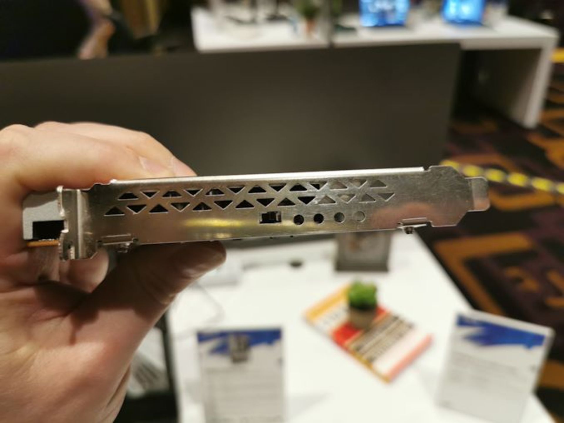 آداپتور SSD ایسوس