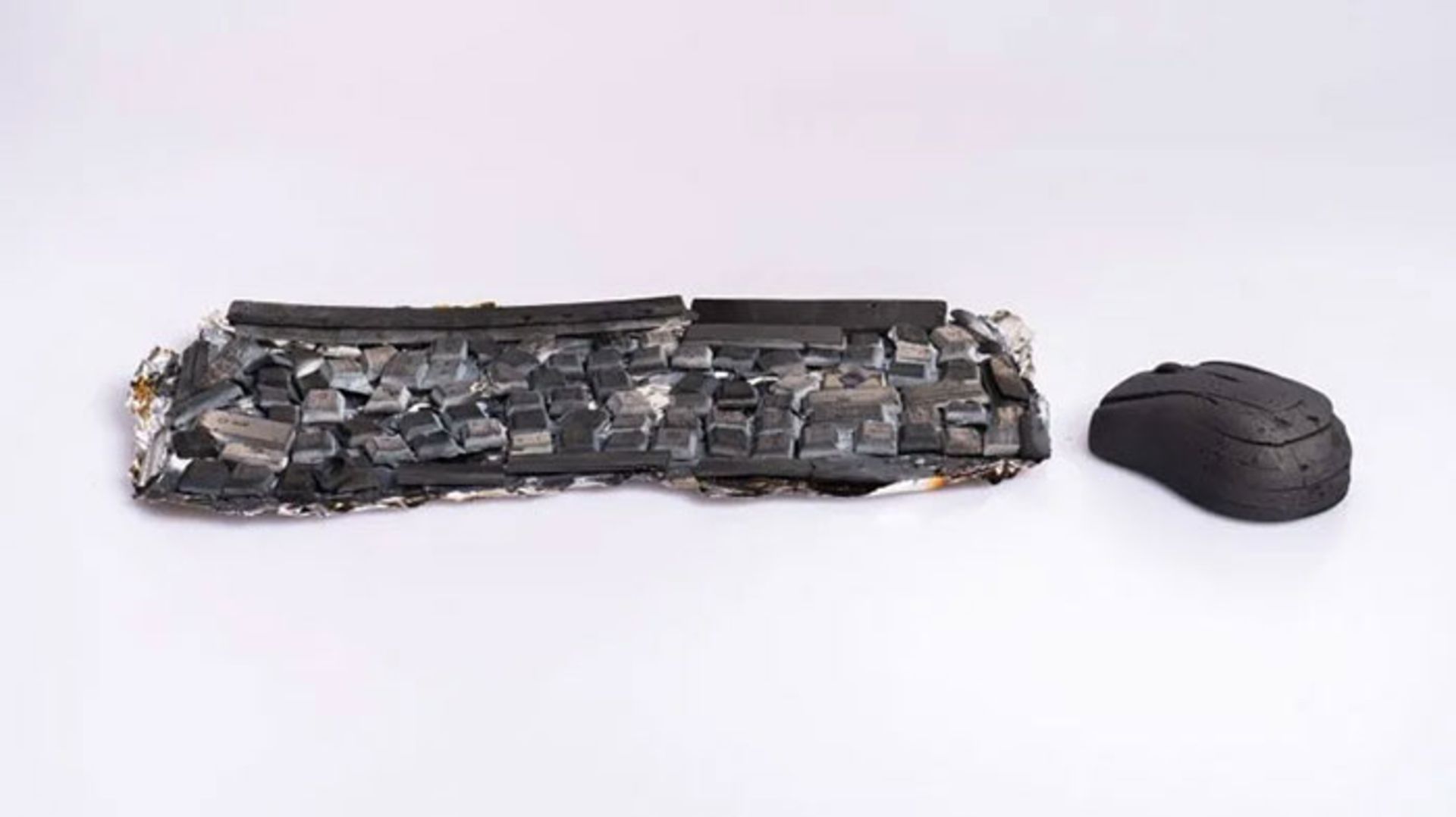 آثار هنری زباله های الکترونیکی