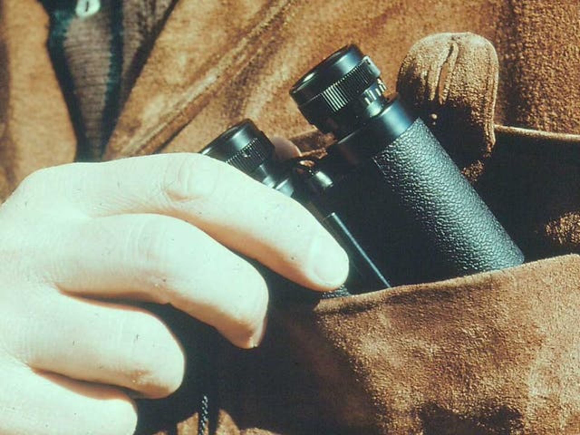 دوربین دوچشمی کارل زایس / Carl Zeiss