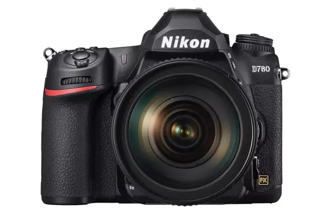 نیکون D780