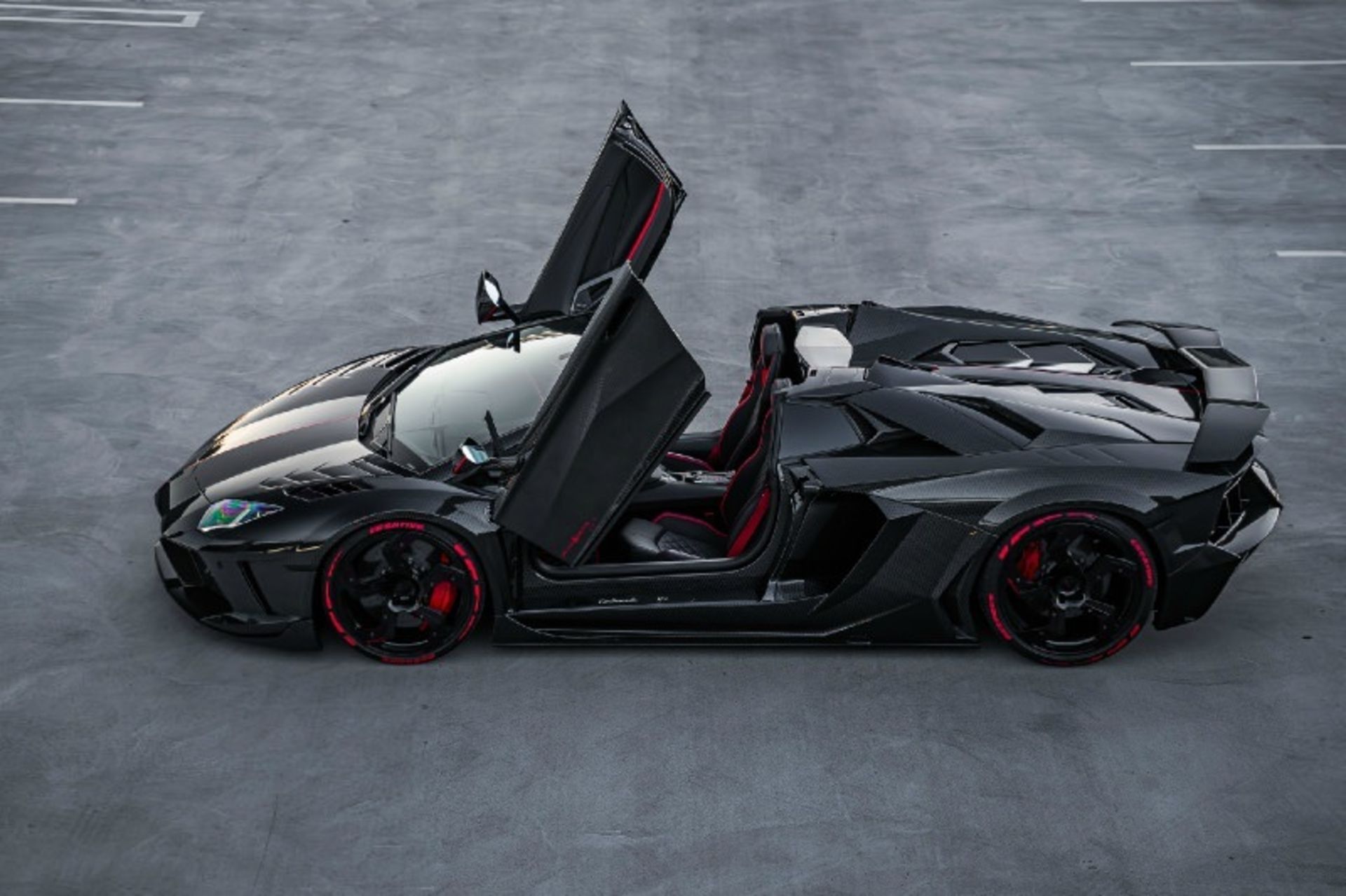 Lamborghini Aventador S Roadster MANSORY
