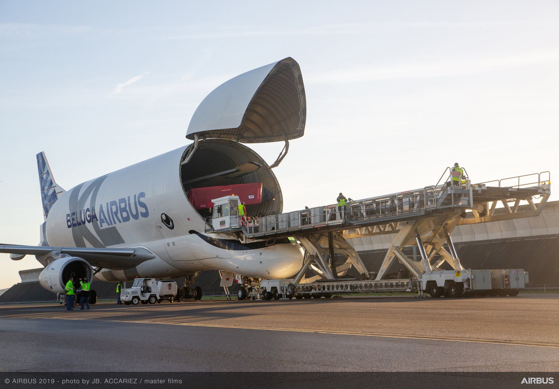 هواپیمای بلوگا ایکس ال ایرباس / airbus blugaxl