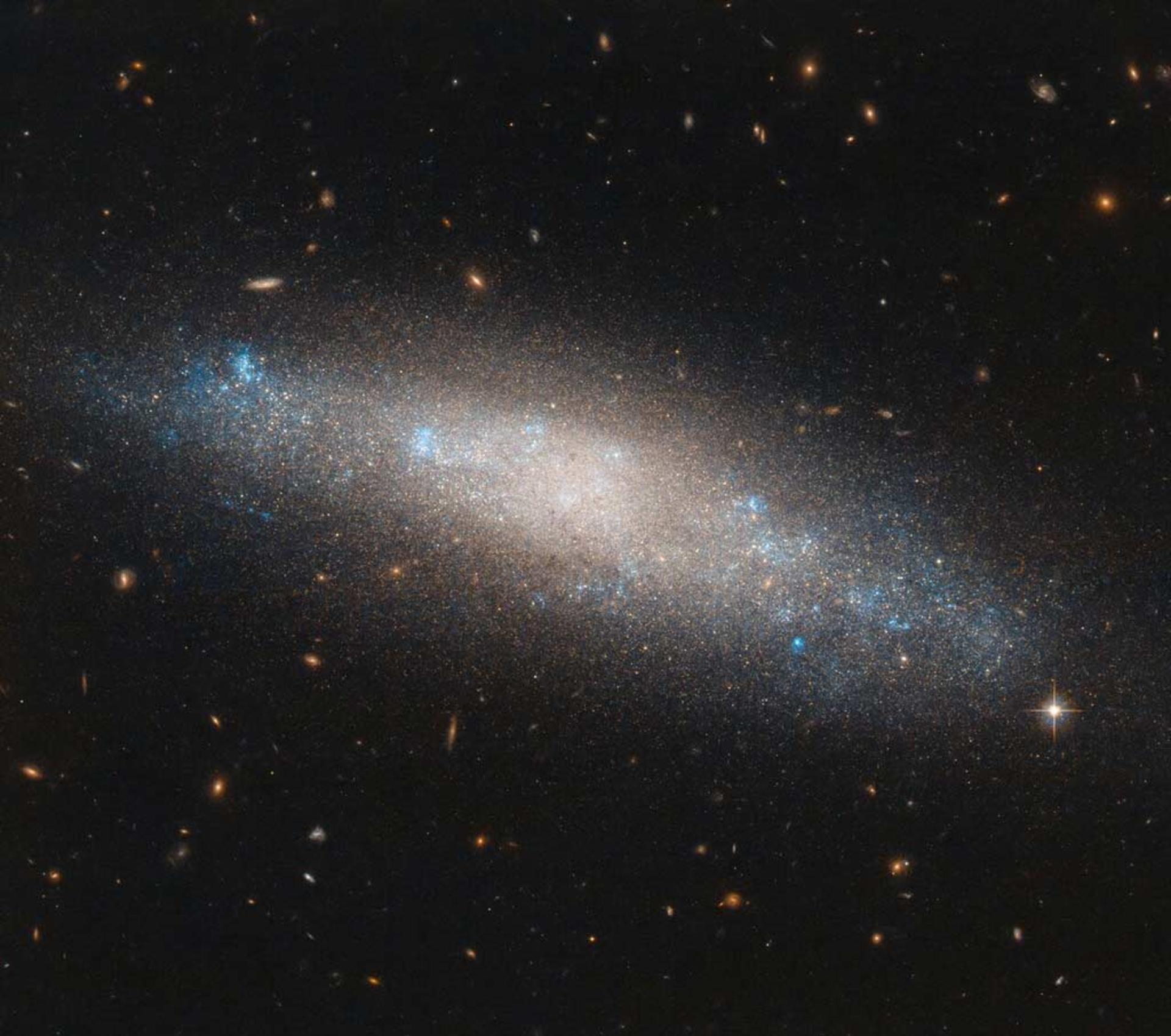 کهکشان مارپیچی NGC 4455