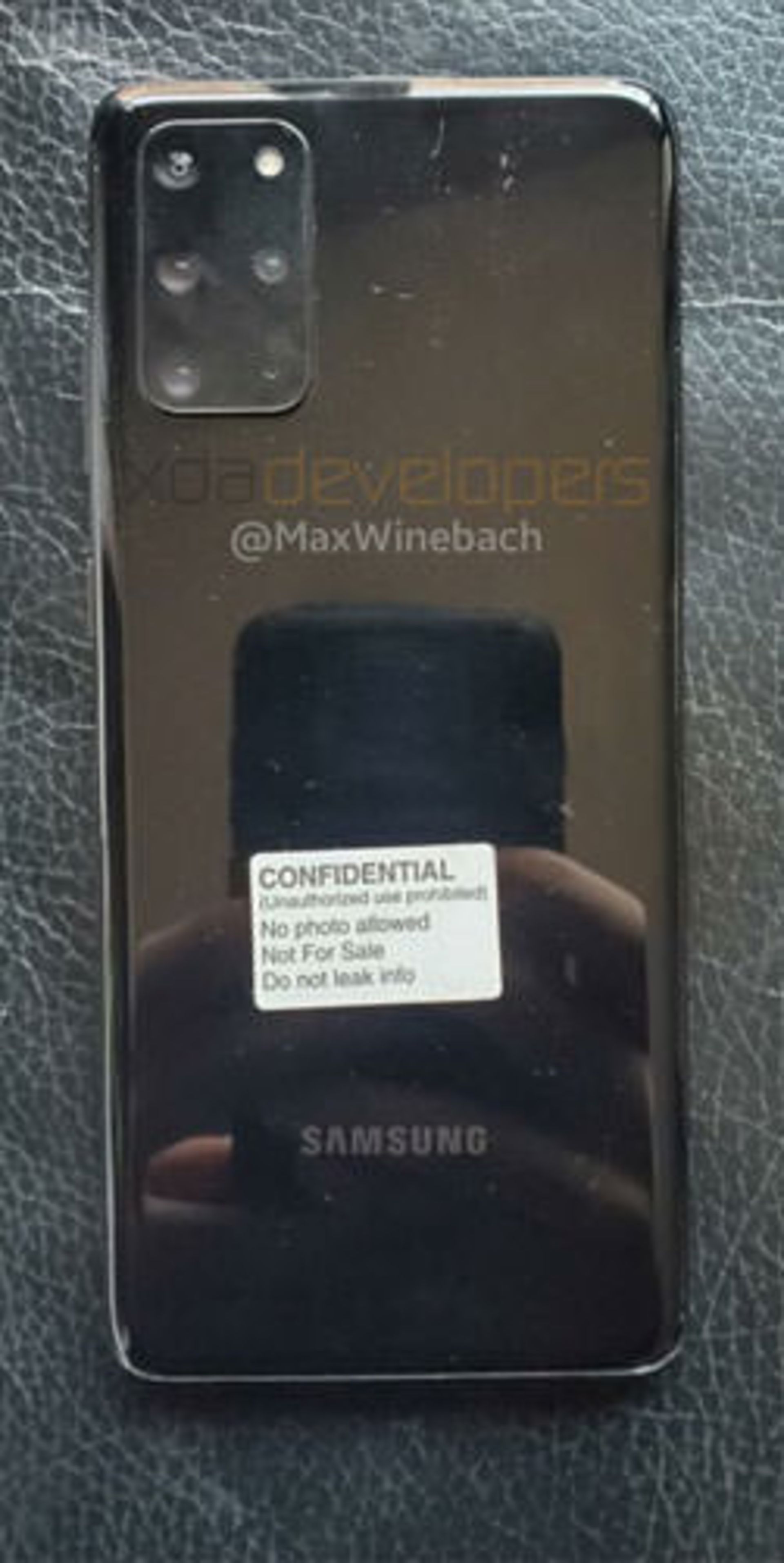 تصاویر زنده گلکسی اس 20 پلاس