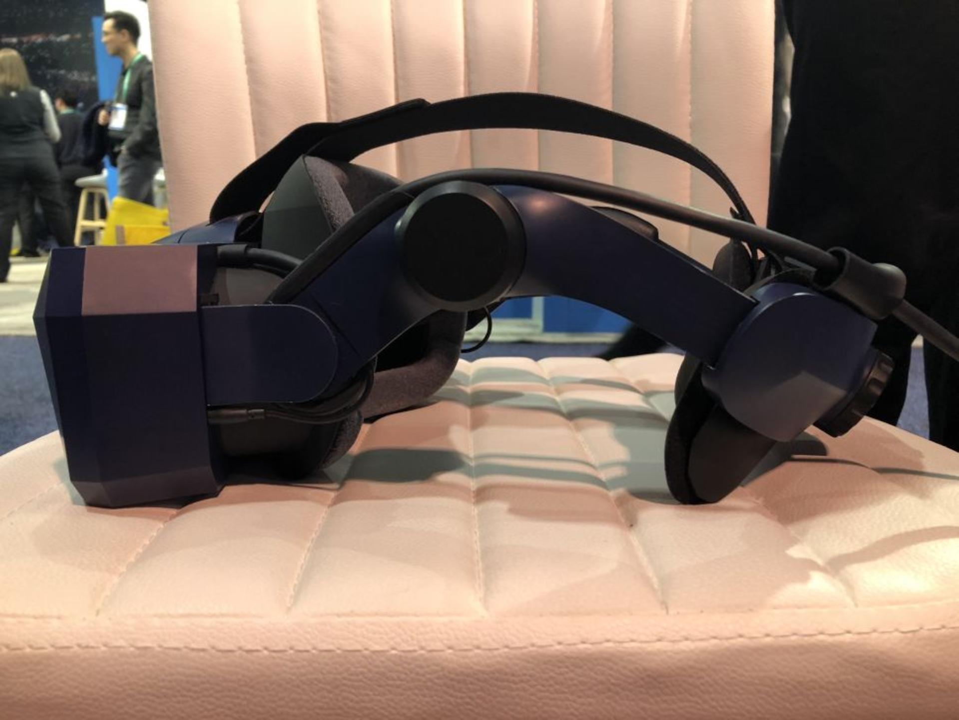 هدست واقعیت مجازی Pimax 8K X