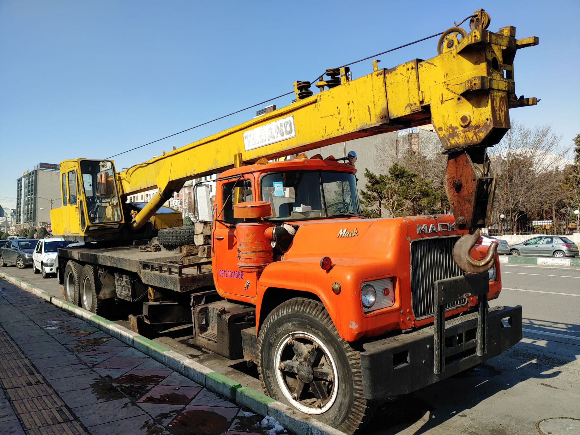 نمونه‌عکس‌های ال‌جی جی ۸ اس در طول روز