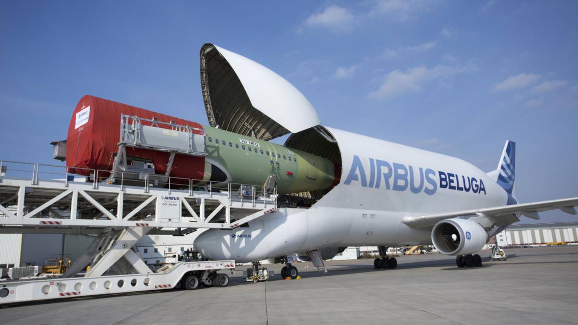 هواپیمای بلوگا ایکس ال ایرباس / airbus blugaxl