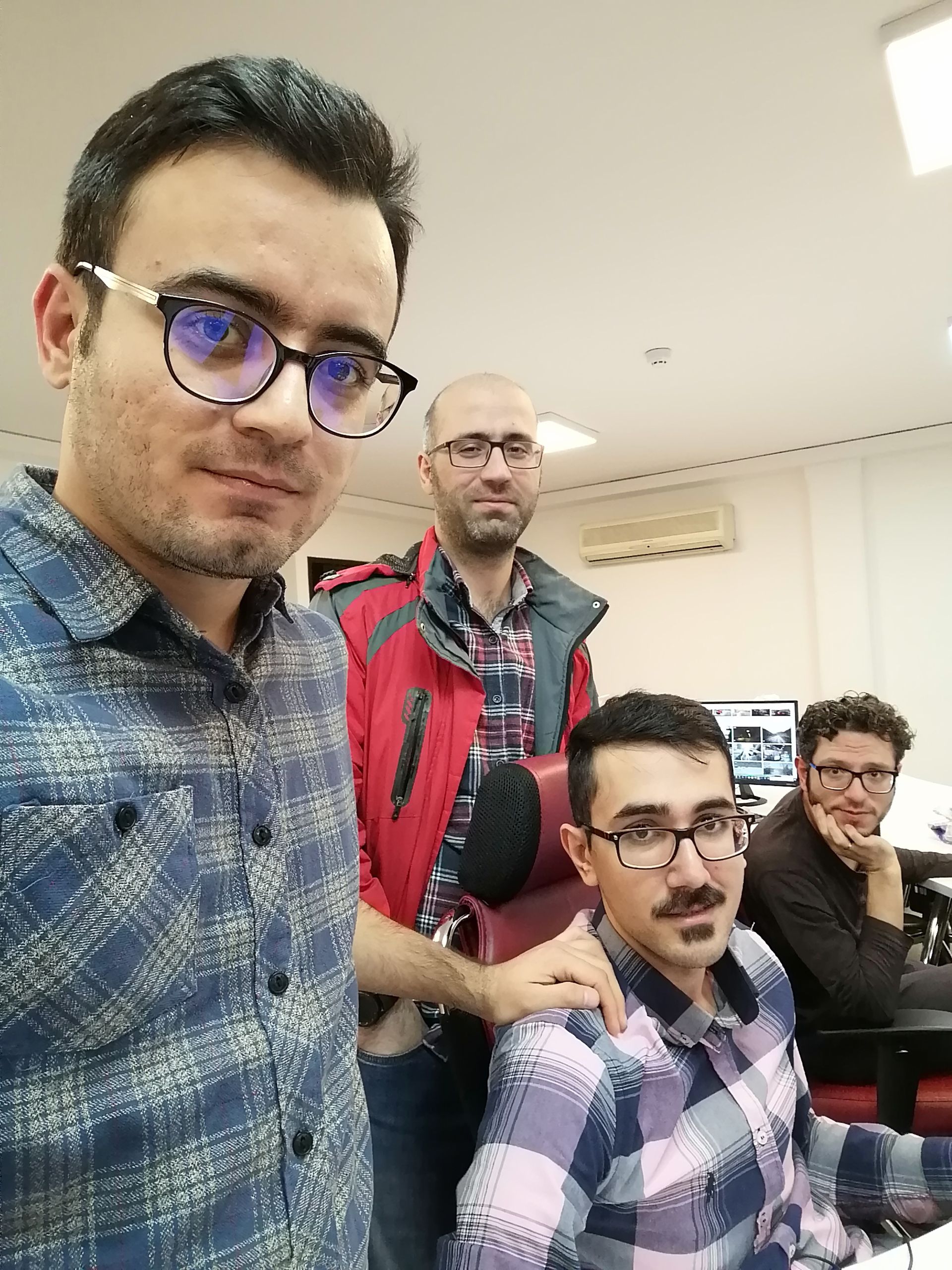 عکس‌های سلفی وای 9 پرایم