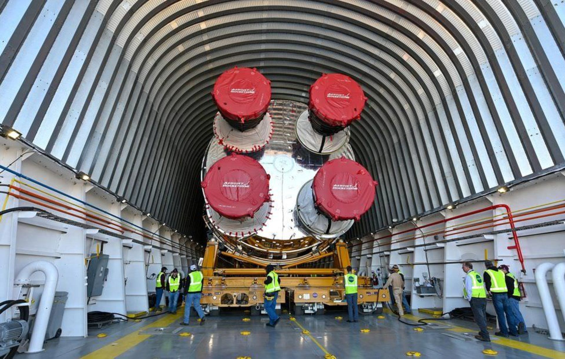 Space Launch System / اسپیس لانچ سیستم