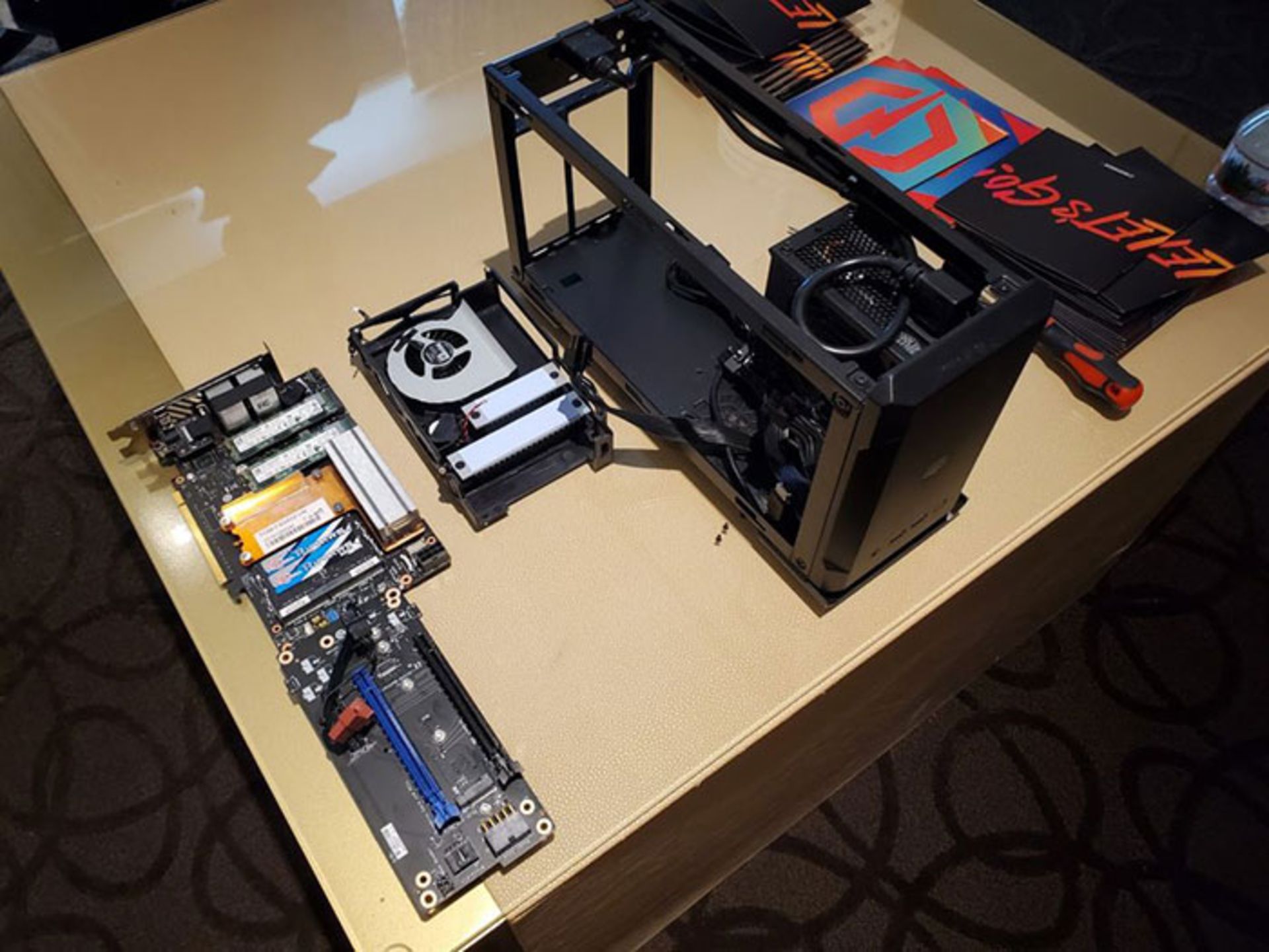 کامپیوتر Nox Mini