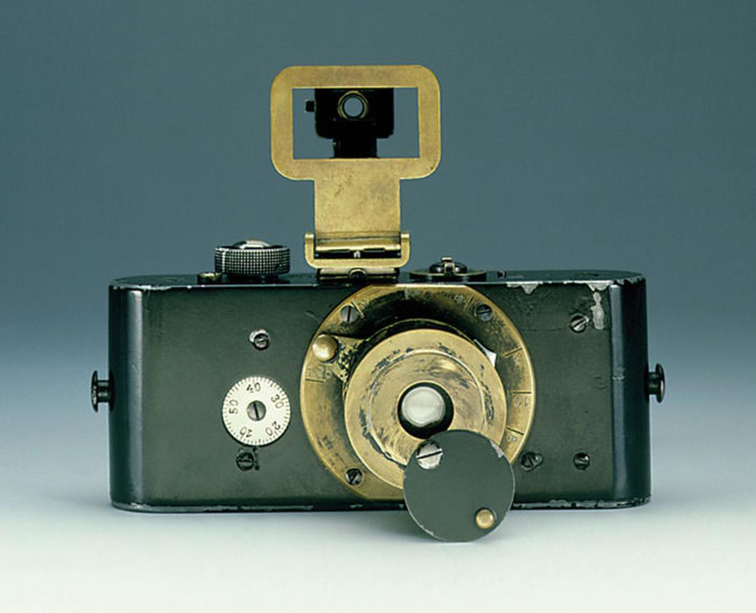 لایکا / Leica