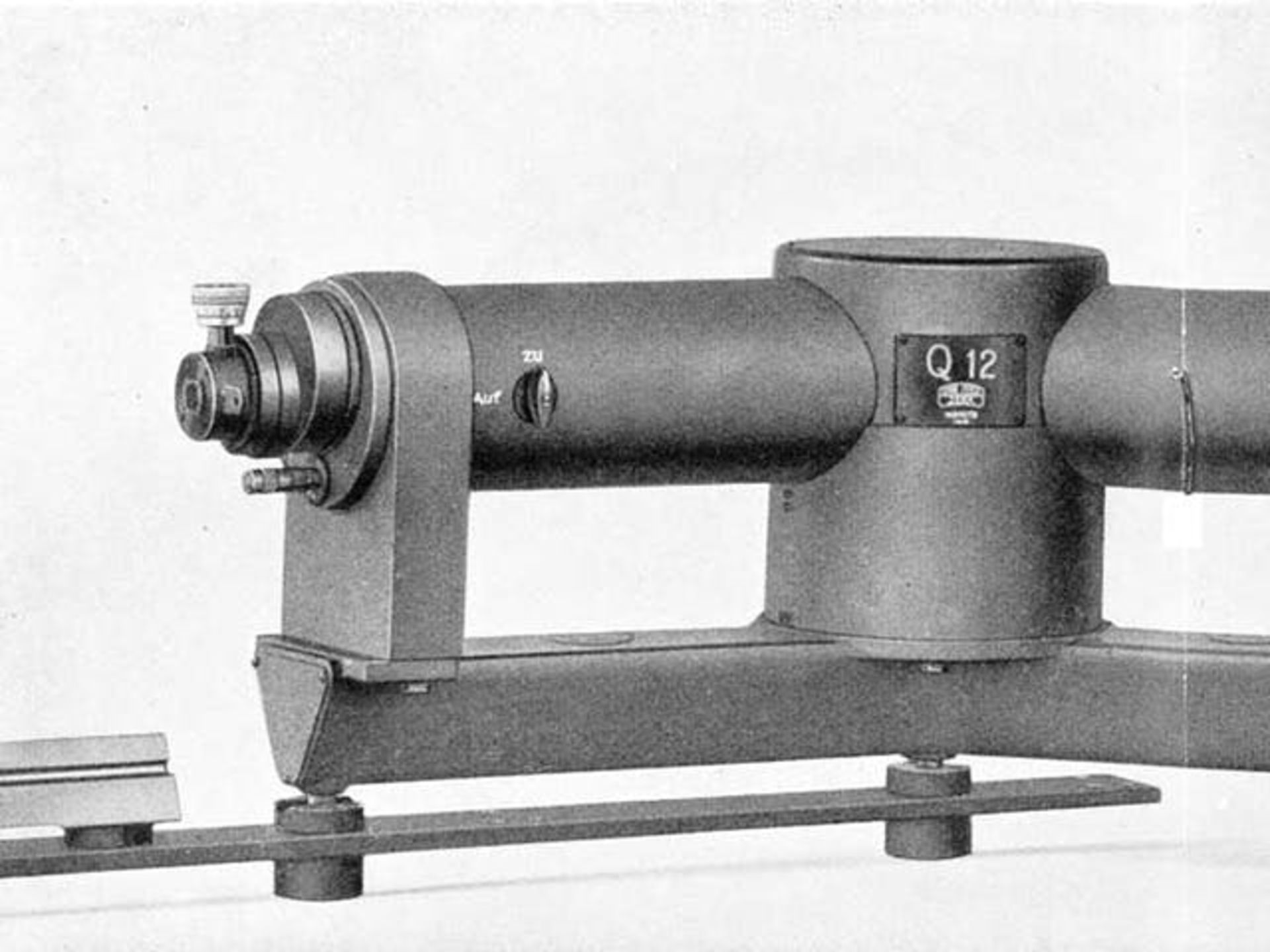 طیف سنجی کارل زایس / Carl Zeiss
