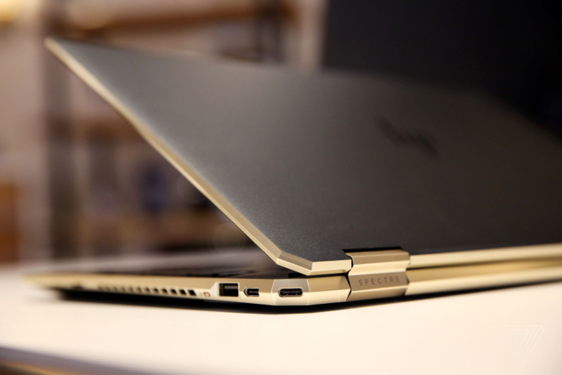 اچ پی اسپکتر ایکس 360 15 اینچ 2020 / HP Spectre x360 15 2020