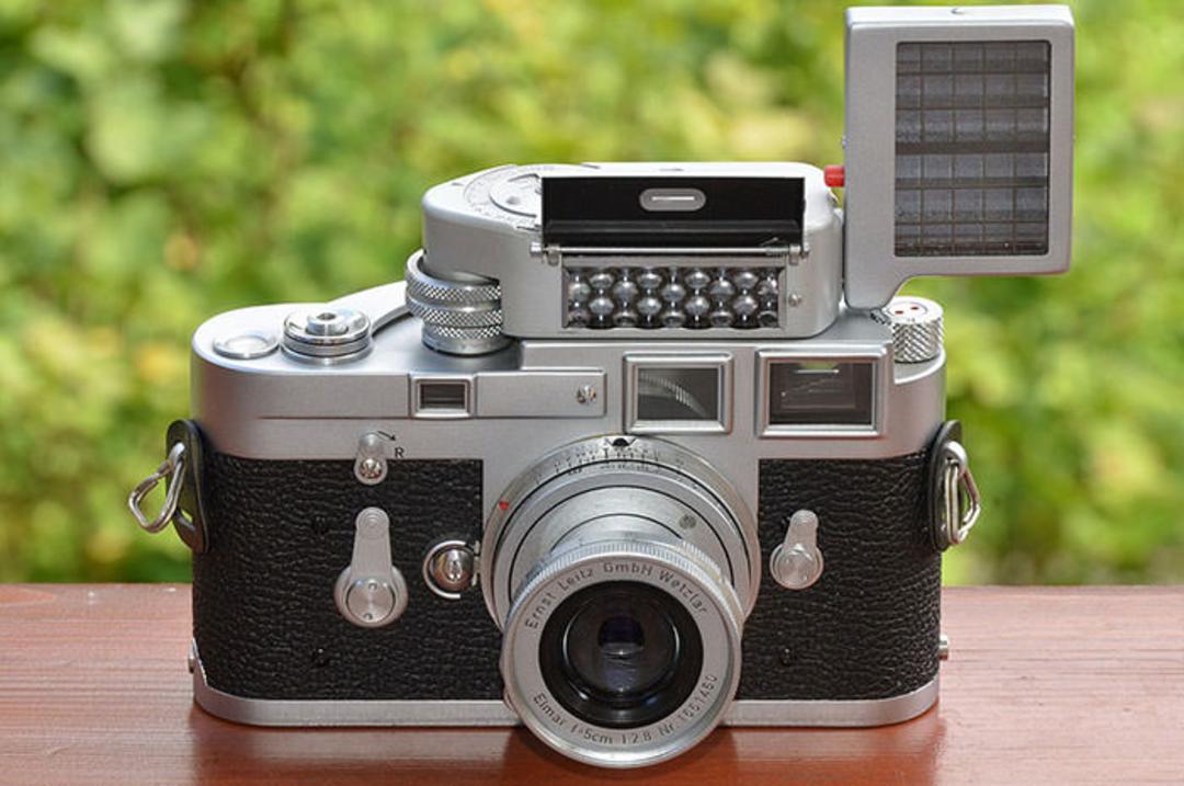 لایکا / Leica