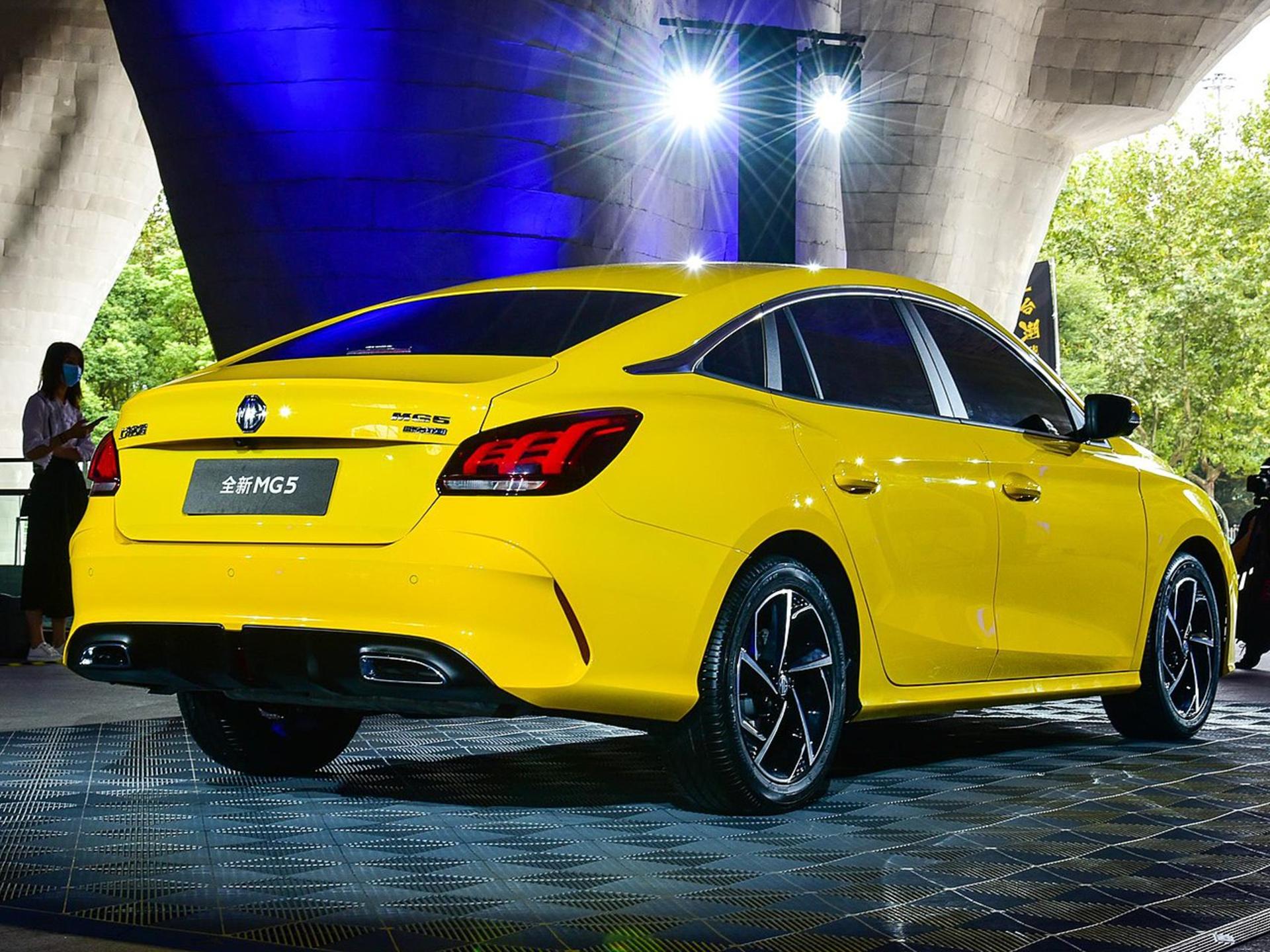 2021 MG 5 sedan  ام جی 5 سدان