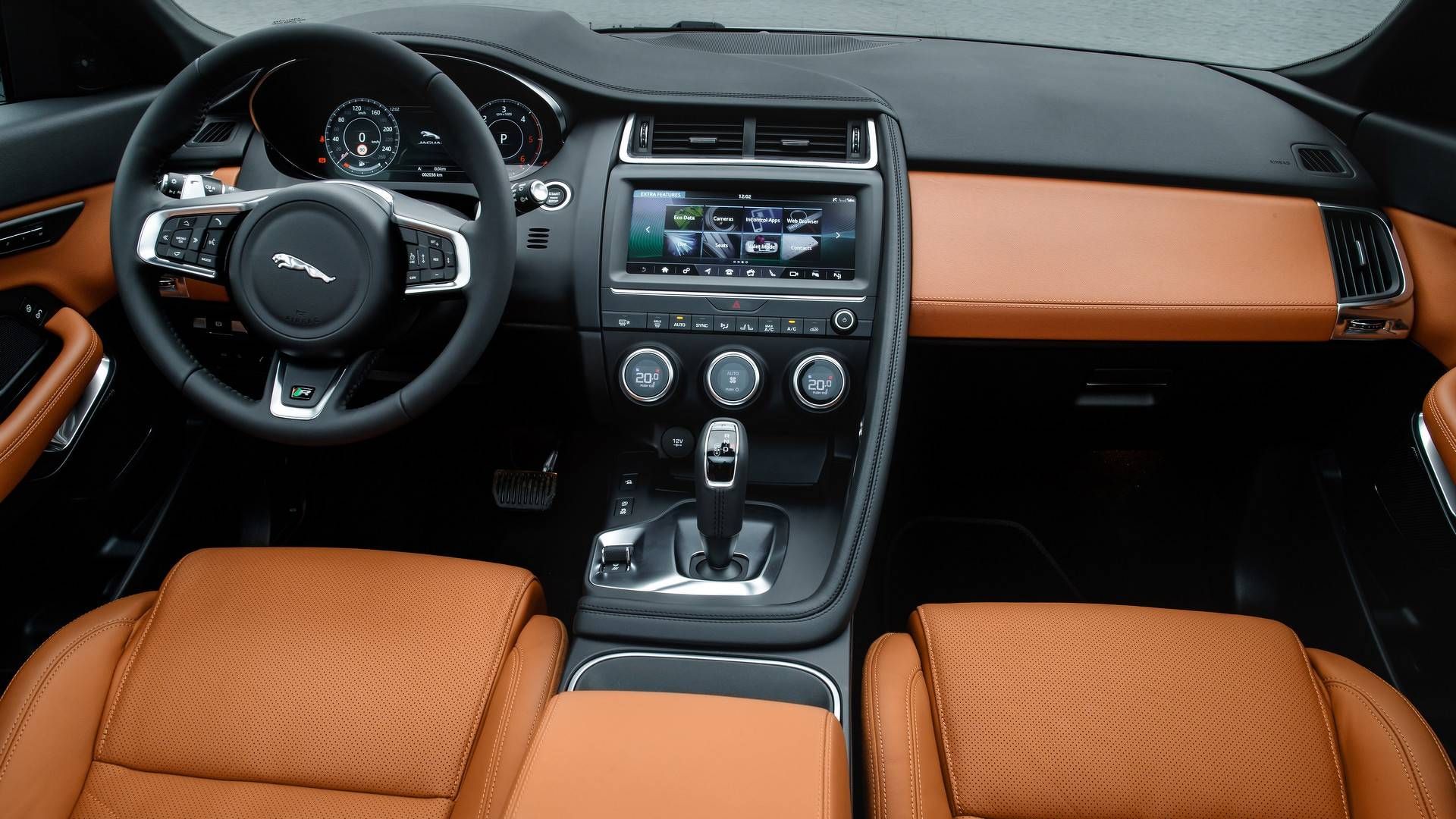 جگوار ای پیس Jaguar E pace 2018