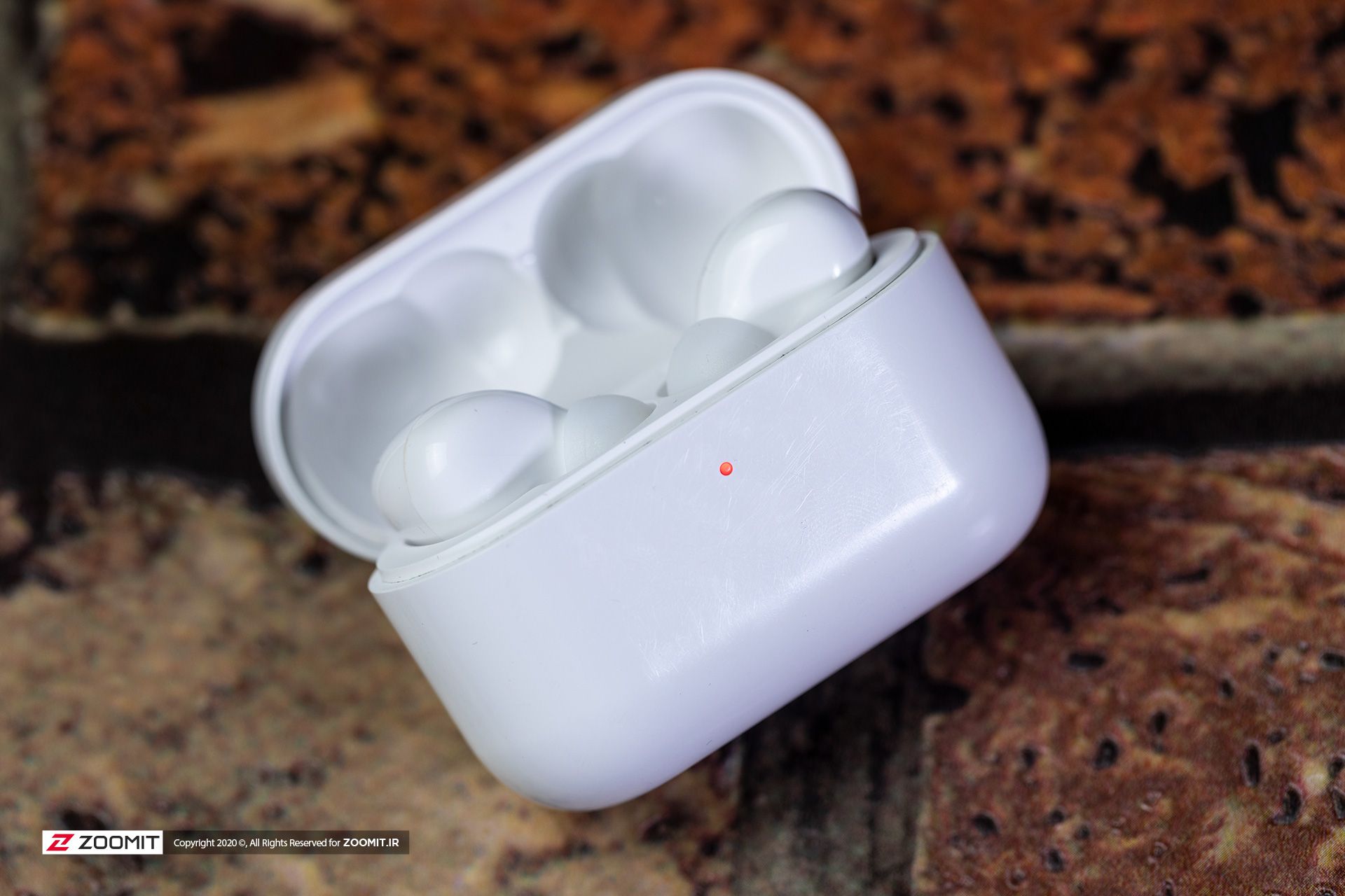 هدفون تمام بی‌سیم آنر