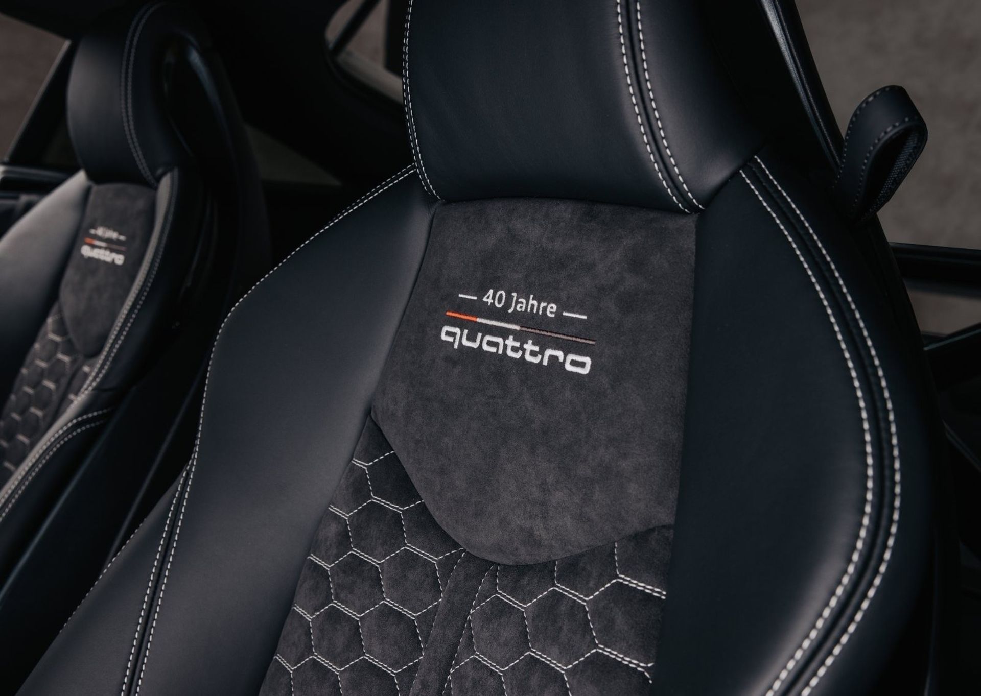 Audi TT RS 40 years of quattro آئودی تی تی نسخه ویژه