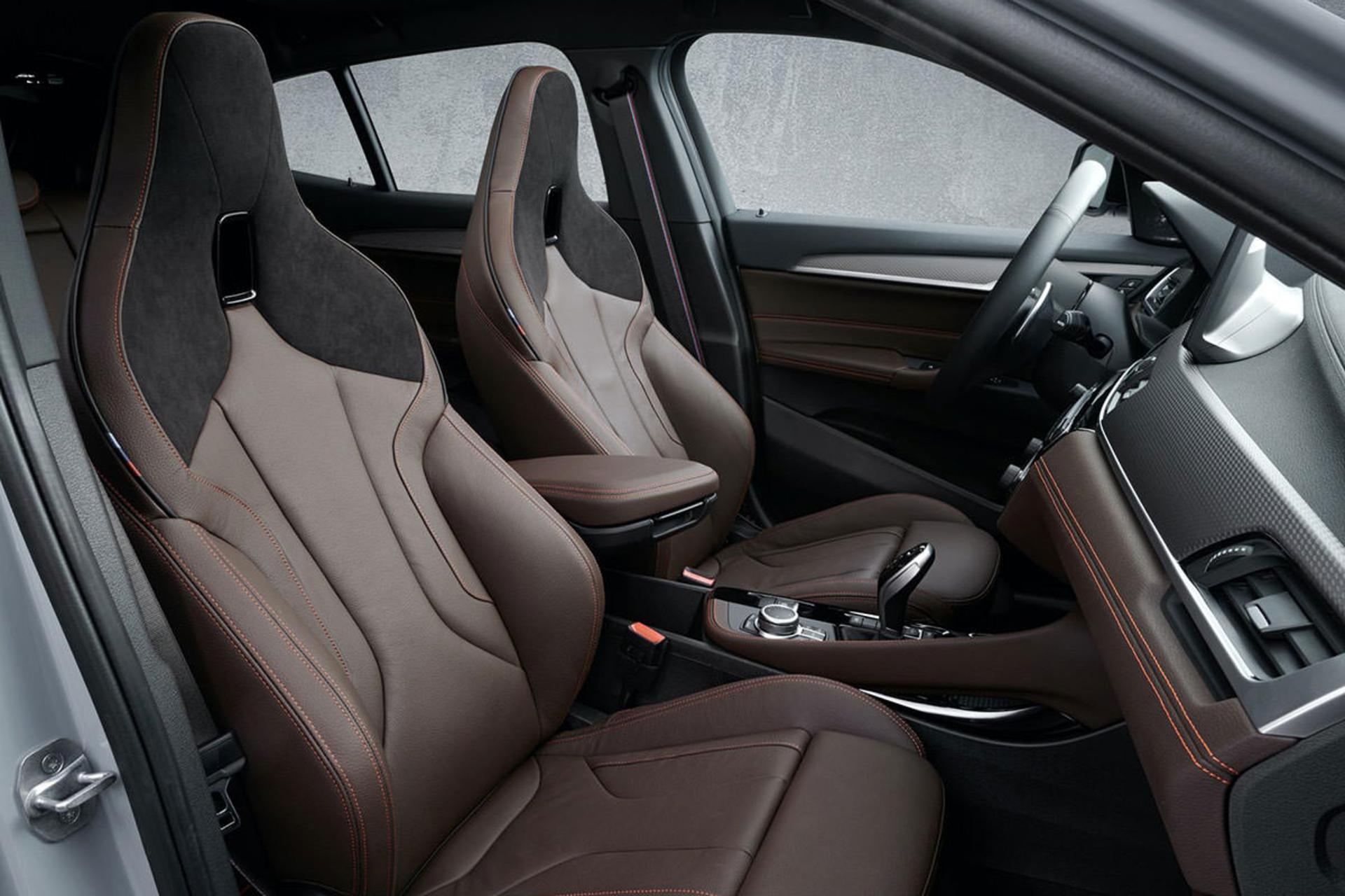 نمای داخل کابین کراس اور بی ام و ایکس 2 / BMW X2 M Mesh Edition
