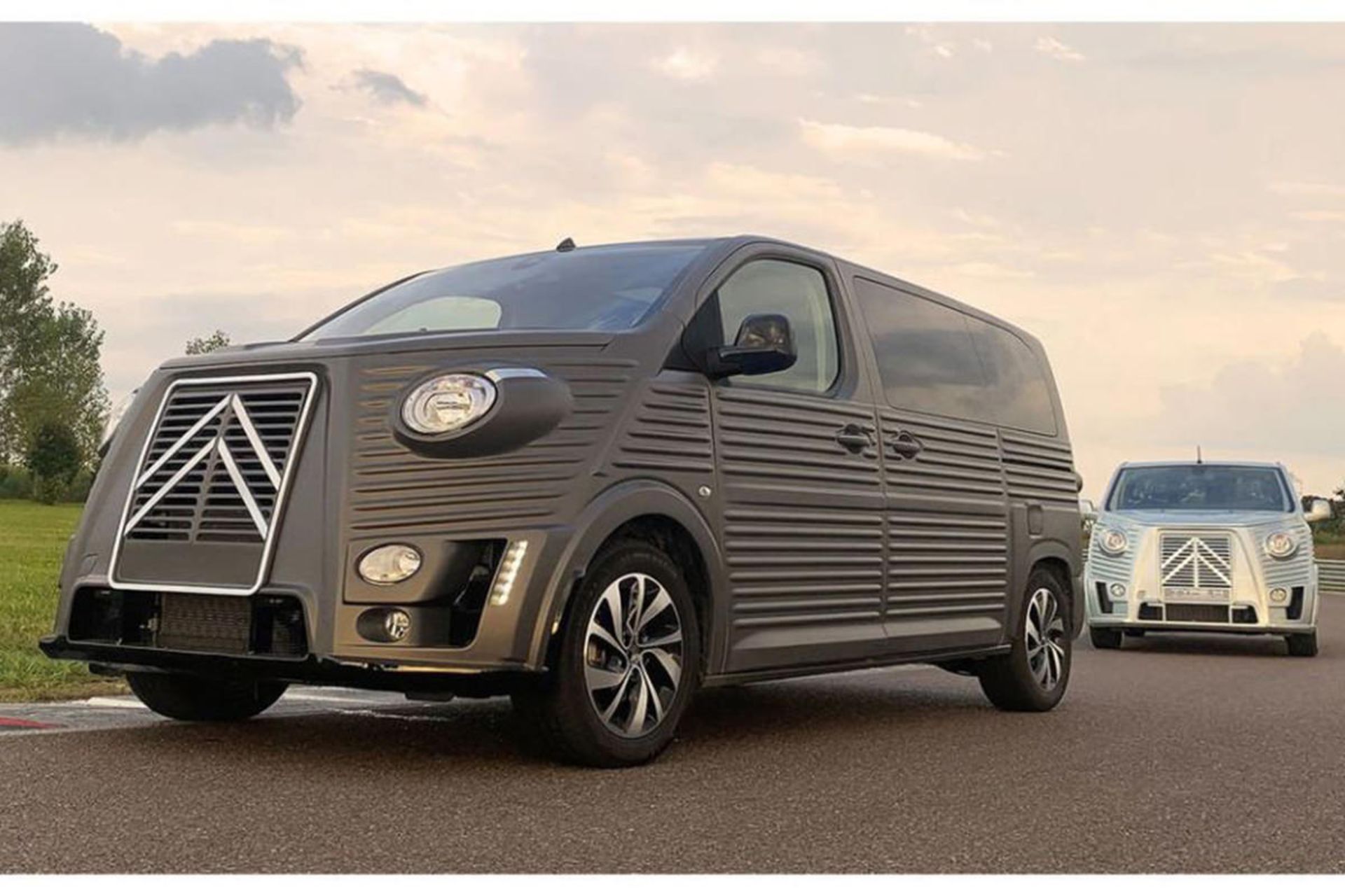 ون / Van کاسالینی تایپ اچ جی / Caselani Type HG مبتنی بر سیتروئن جامپی / Citroën Jumpy در جاده