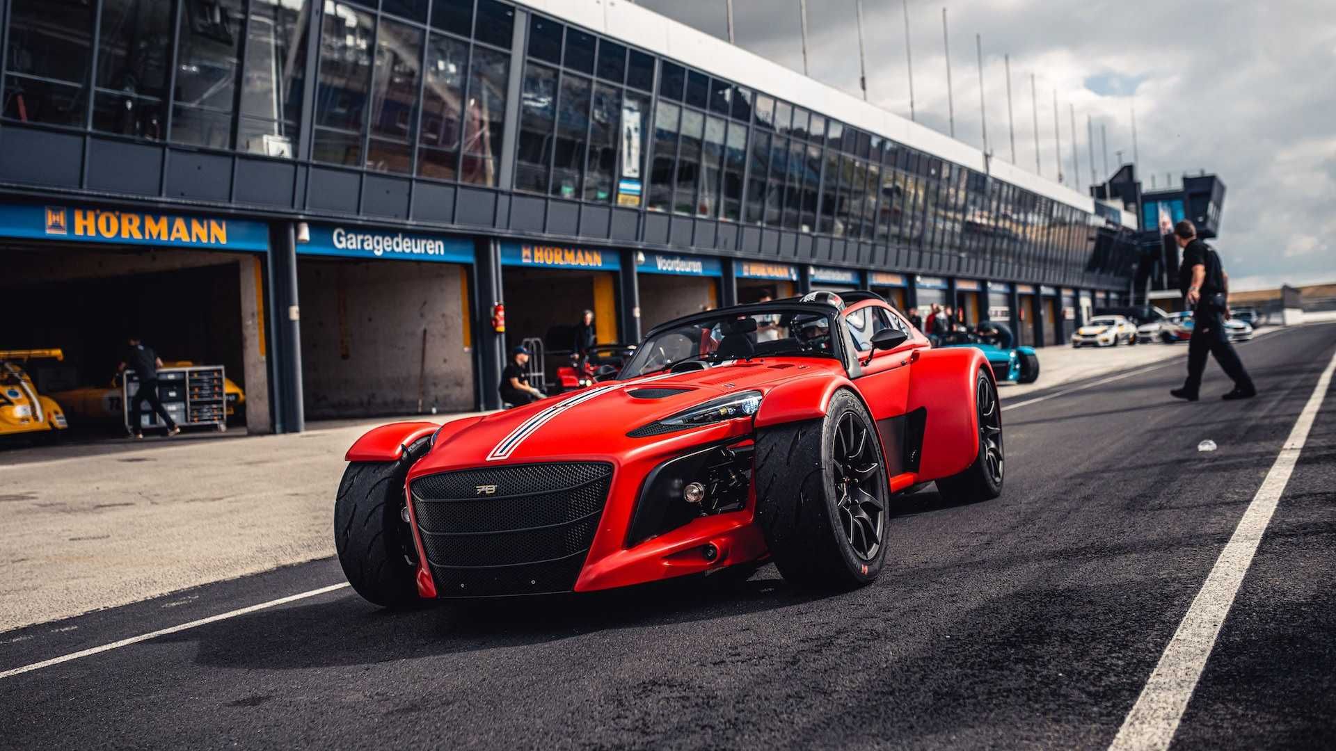 Donkervoort D8  دانکرورت