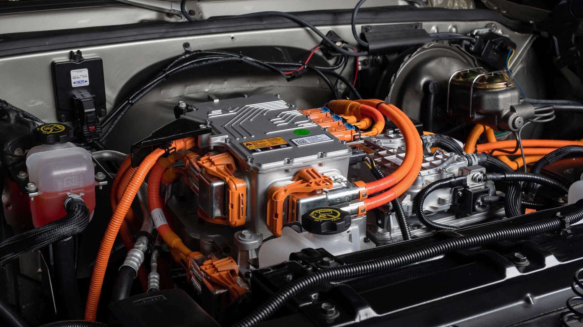 مرجع متخصصين ايران Chevy K5 Blazer  EV Conversion شورولت بليزر برقي