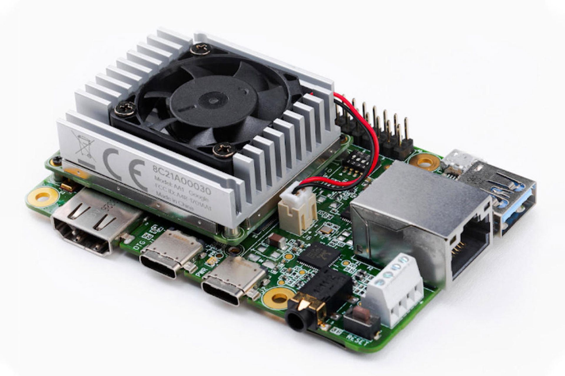 بورد توسعه کوچک کورال گوگل