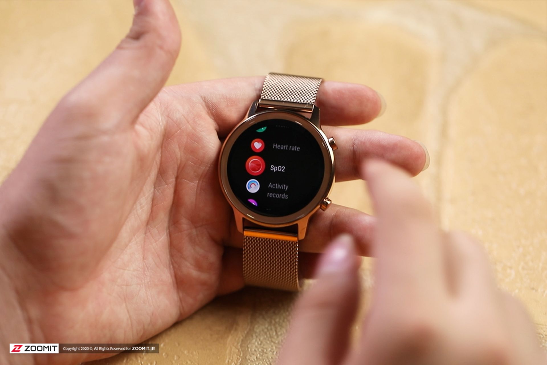 ساعت هوشمند مجیک واچ ۲ آنر، نسخه ۴۲ میلی‌متری