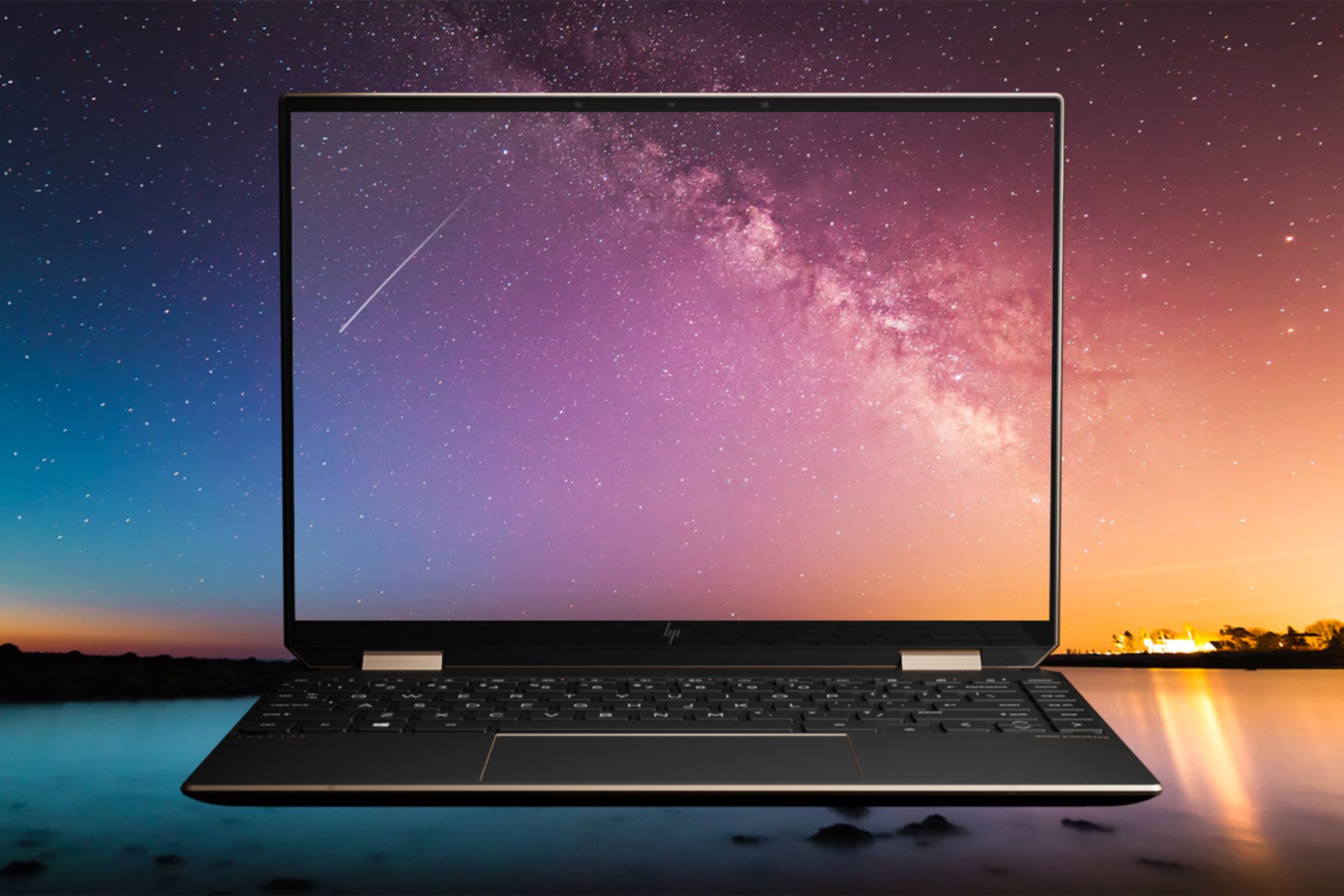 نمای جلو Spectre x360 14 آسمان شب ستاره
