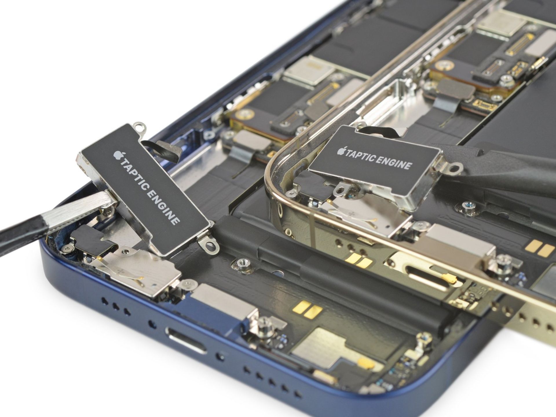 کالبدشکافی آیفون ۱۲ ifixit