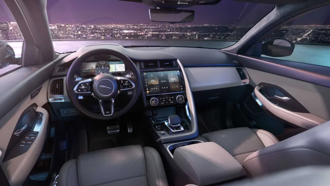 جگوار ای پیس Jaguar E pace 2021