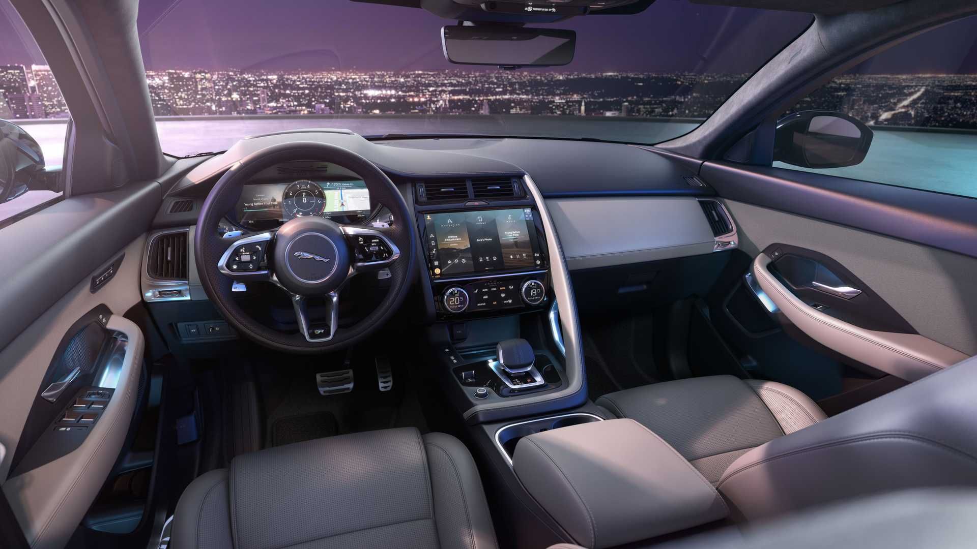 جگوار ای پیس Jaguar E pace 2021
