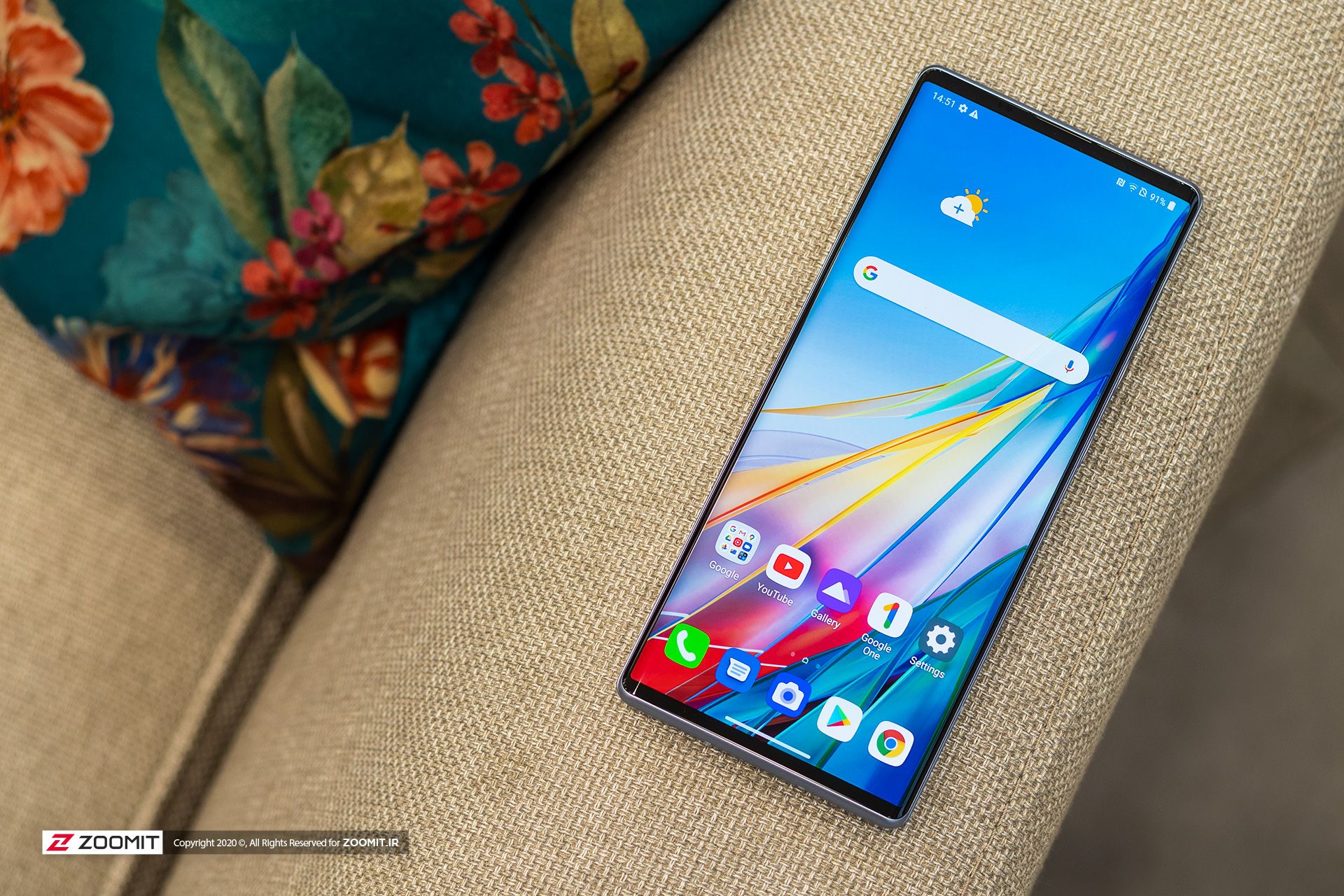 صفحه نمایش ال جی وینگ