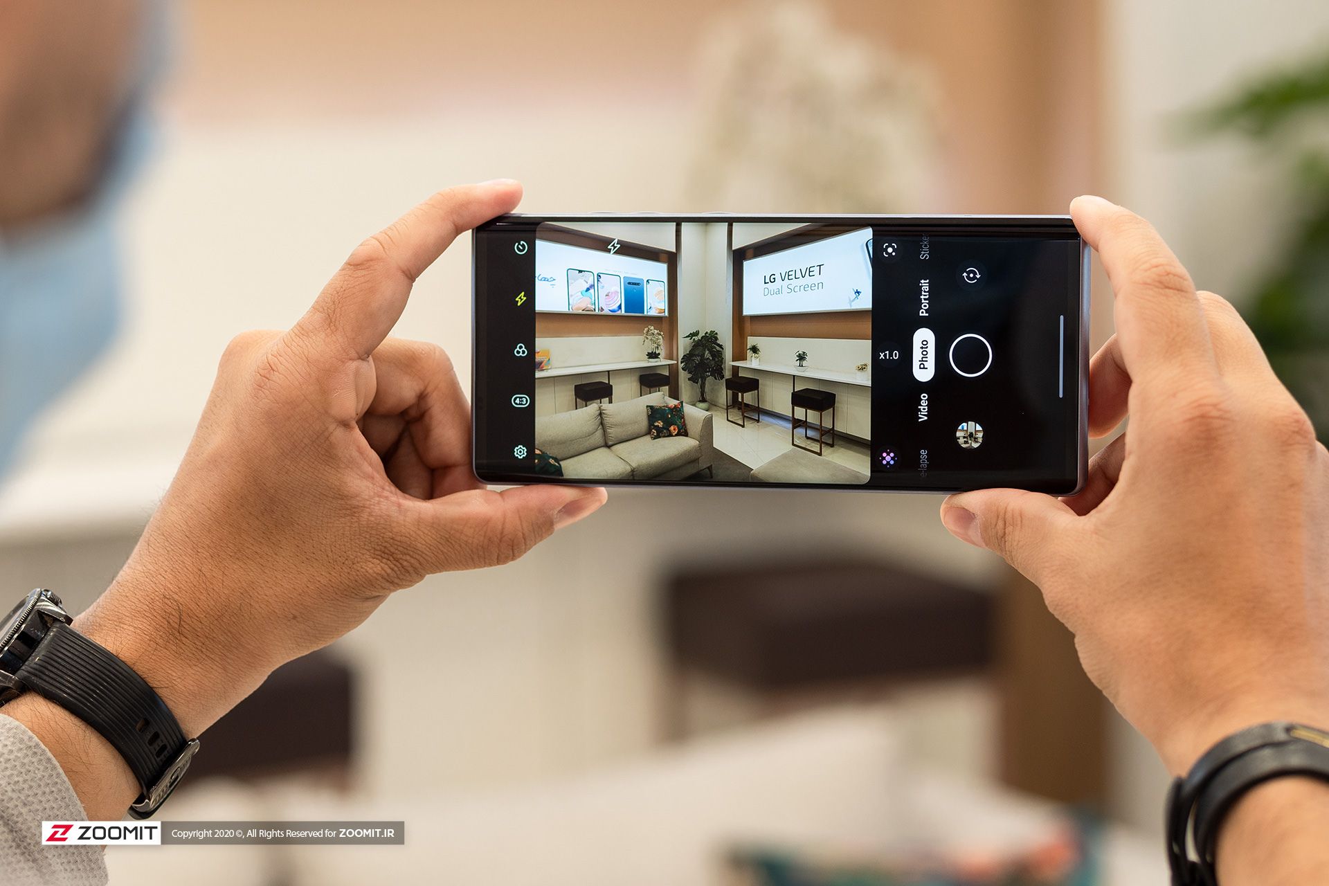 دوربین ال جی وینگ