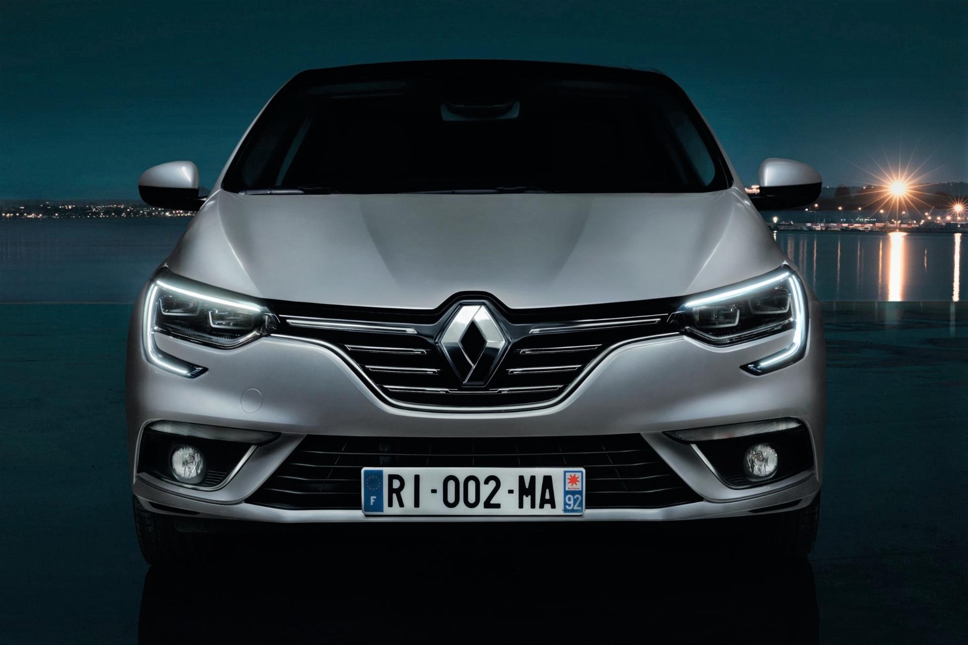 Renault Megane Sedan مگان صندوق دار  2016