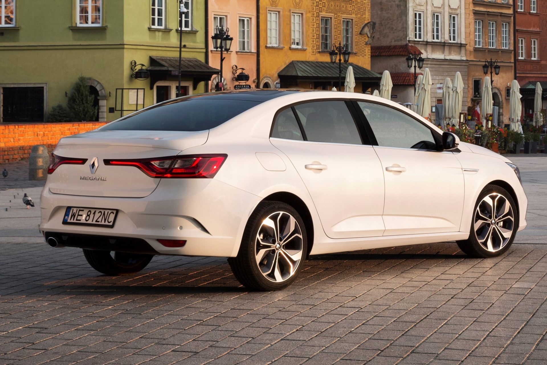 Renault Megane Sedan مگان صندوق دار  2016
