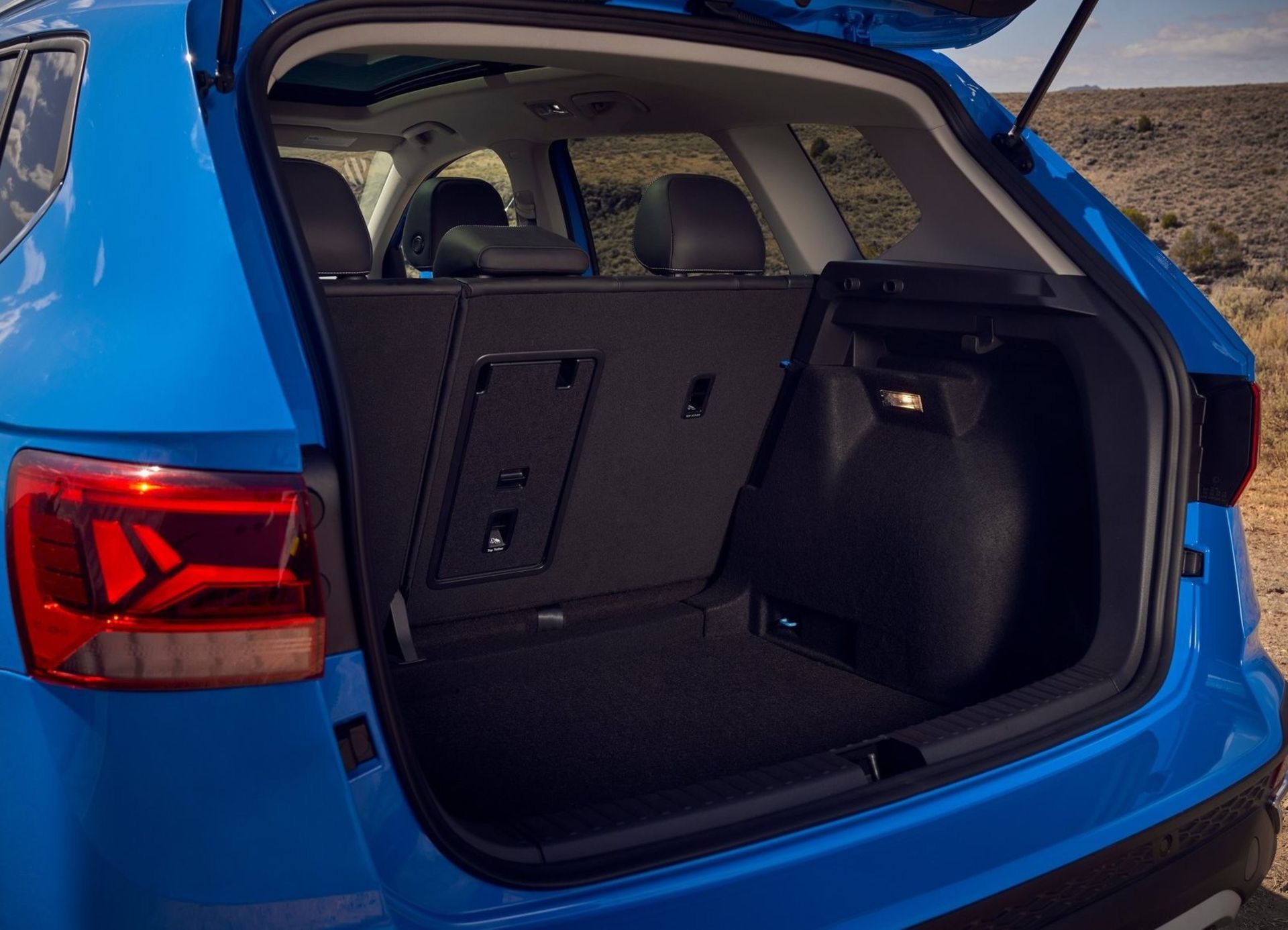  Volkswagen Taos  فولکس واگن تائوس