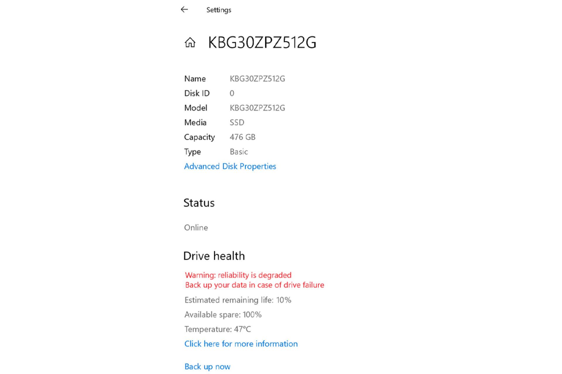 منوی تنظیمات ویندوز ۱۰ / Windows 10 با نوتیفیکیشن خرابی درایو اس اس دی / SSD