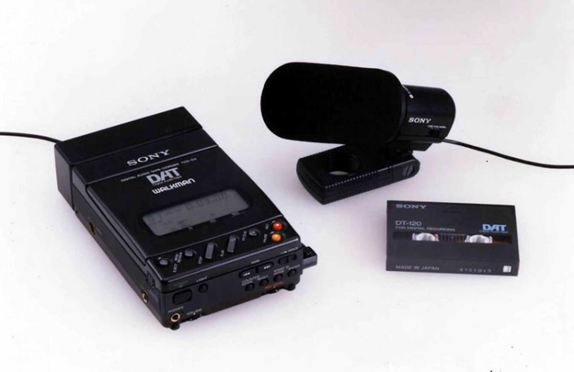 مرجع متخصصين ايران 1987 - Sony TCD-D3
