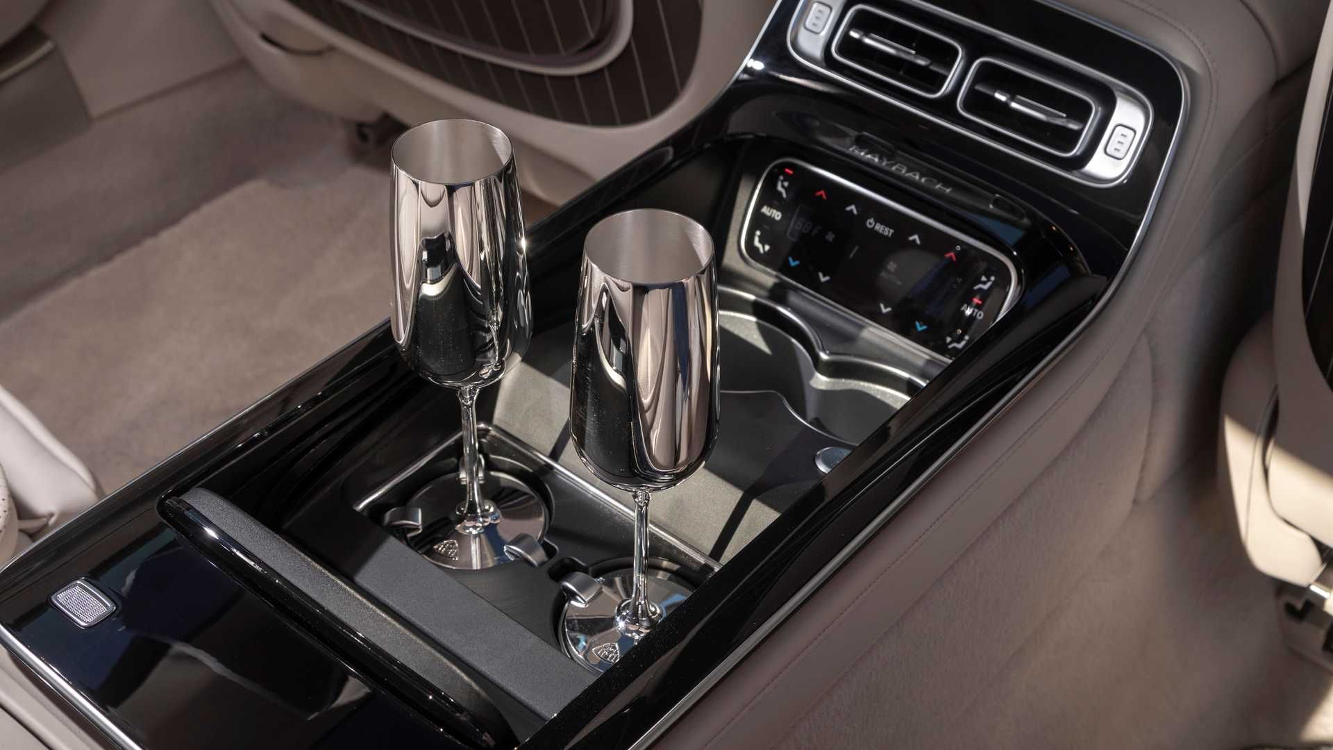Mercedes-Benz S-Class Maybach  مرسدس بنز اس کلاس میباخ نمای داخلی