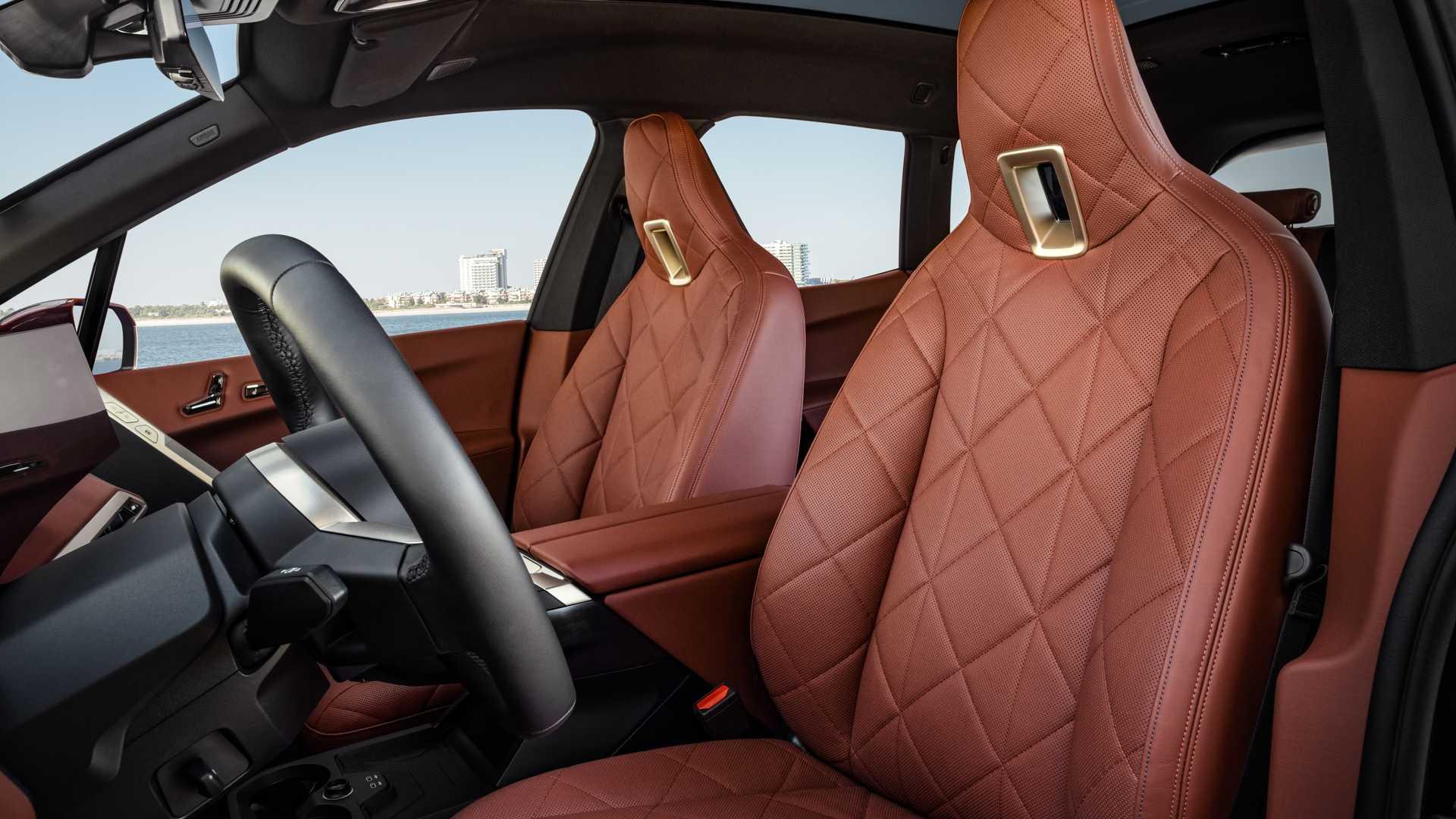 BMW iX شاسی بلند برقی بی ام و آی ایکس فضای داخلی