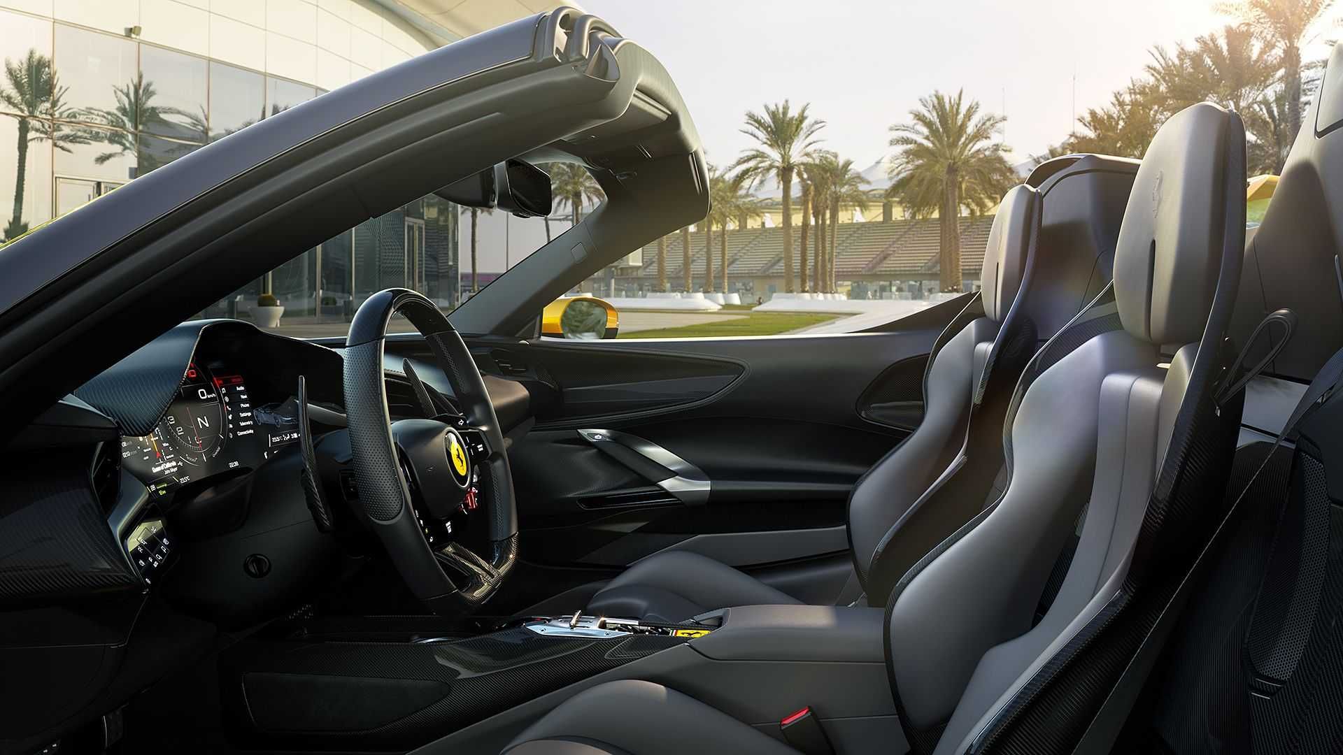 صندلی های ابرخودرو پلاگین هیبریدی روباز فراری SF90  اسپایدر / Ferrari SF90 Spider