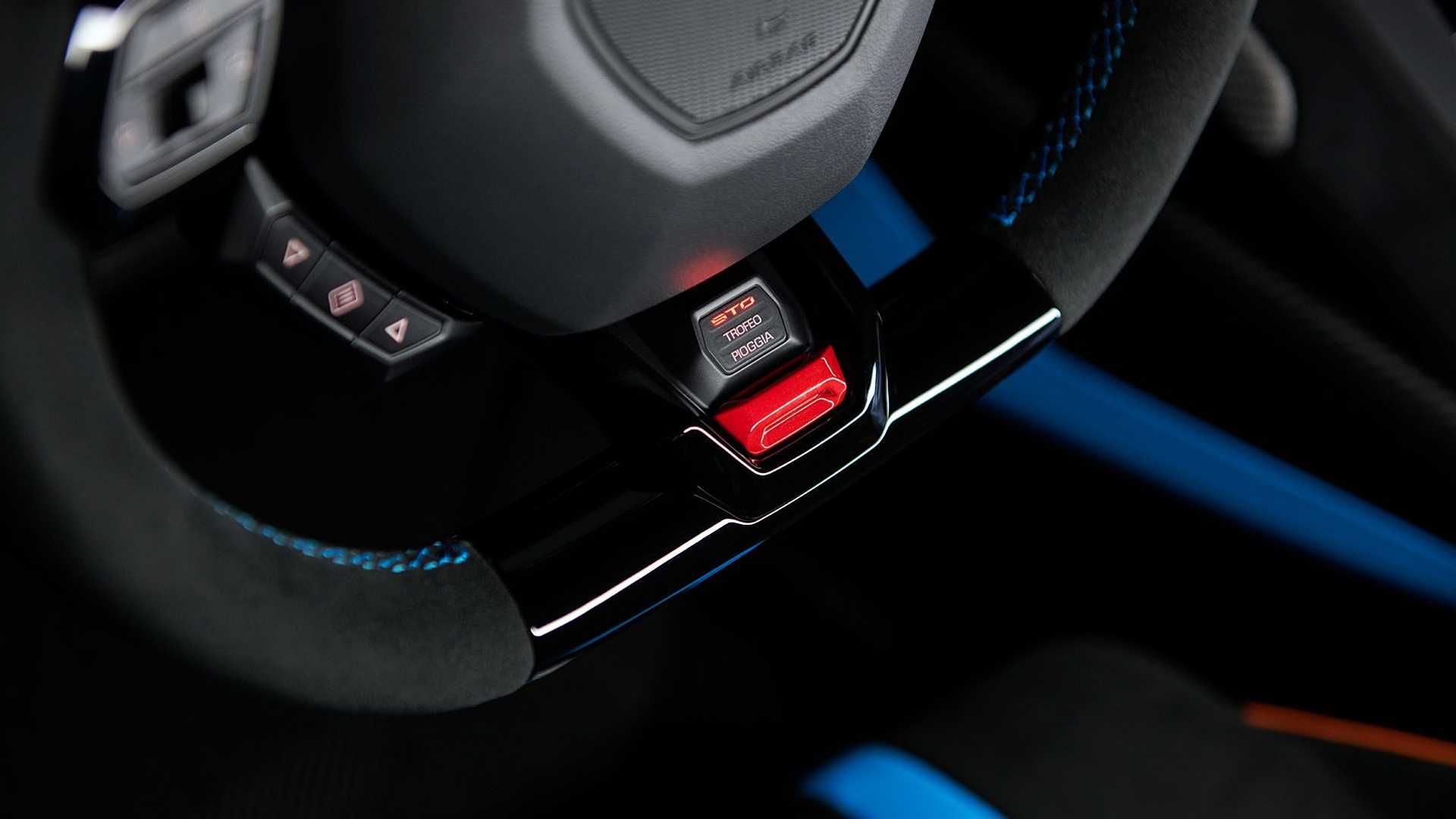 Lamborghini Huracan STO لامبورگینی هوراکان اس تی او