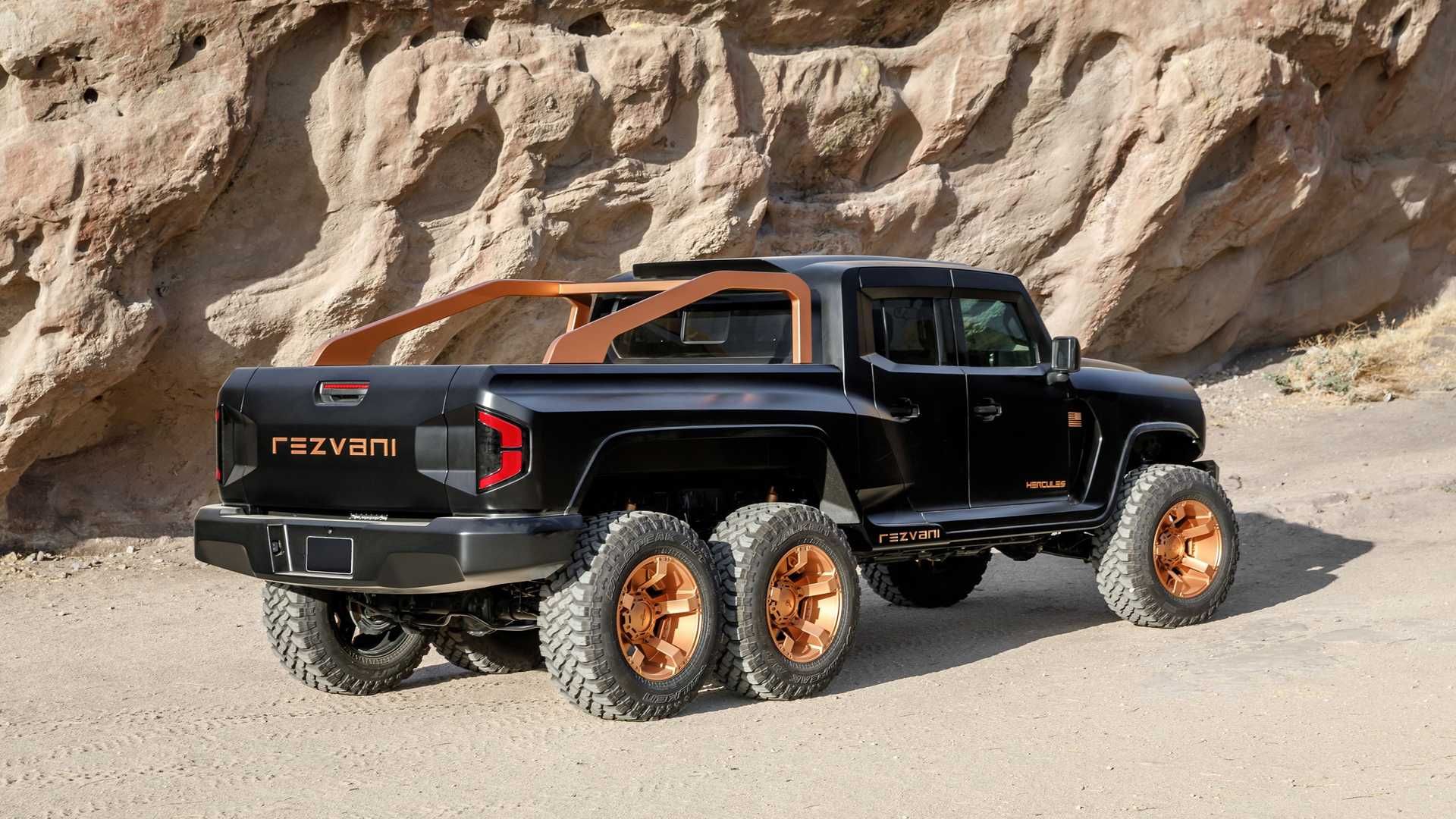 Rezvani Hercules 6x6 رضوانی هرکول نمای پشت