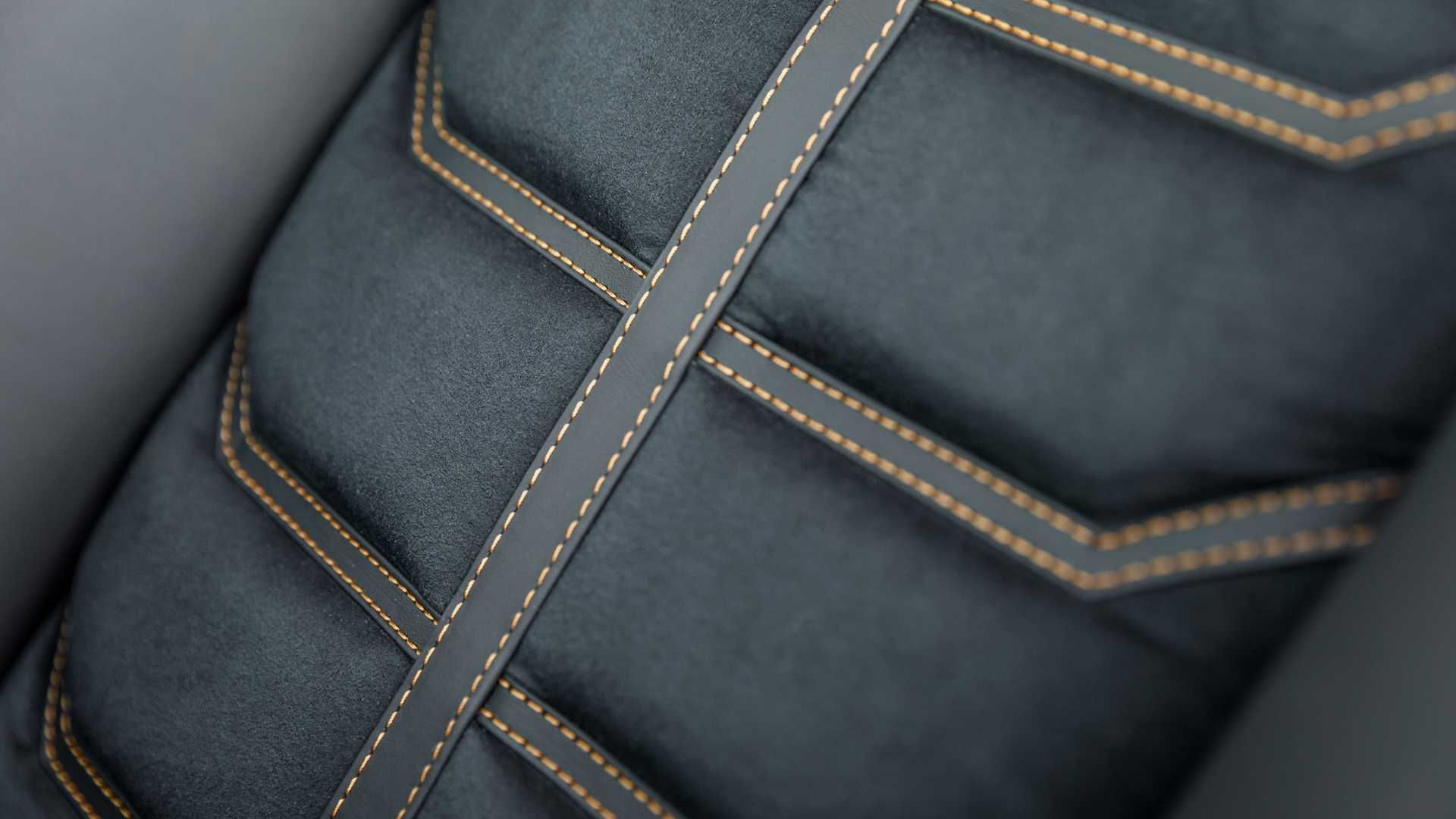 Rezvani Hercules 6x6 رضوانی هرکول فضای داخلی