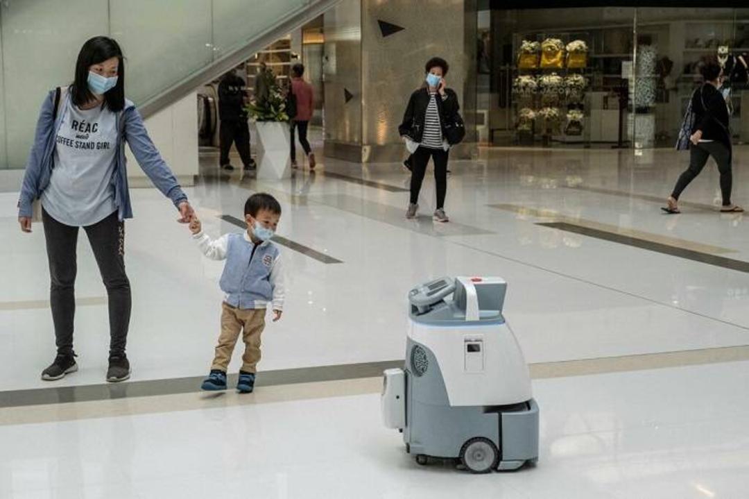 ربات پاک کننده سطوح / robots to clean surfaces