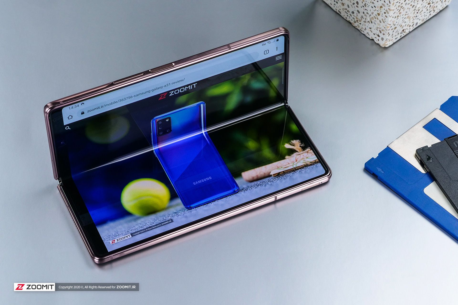 گلسی زد فولد ۲ سامسونگ Samsung Galaxy Z Fold 2 در حالت Flex mode